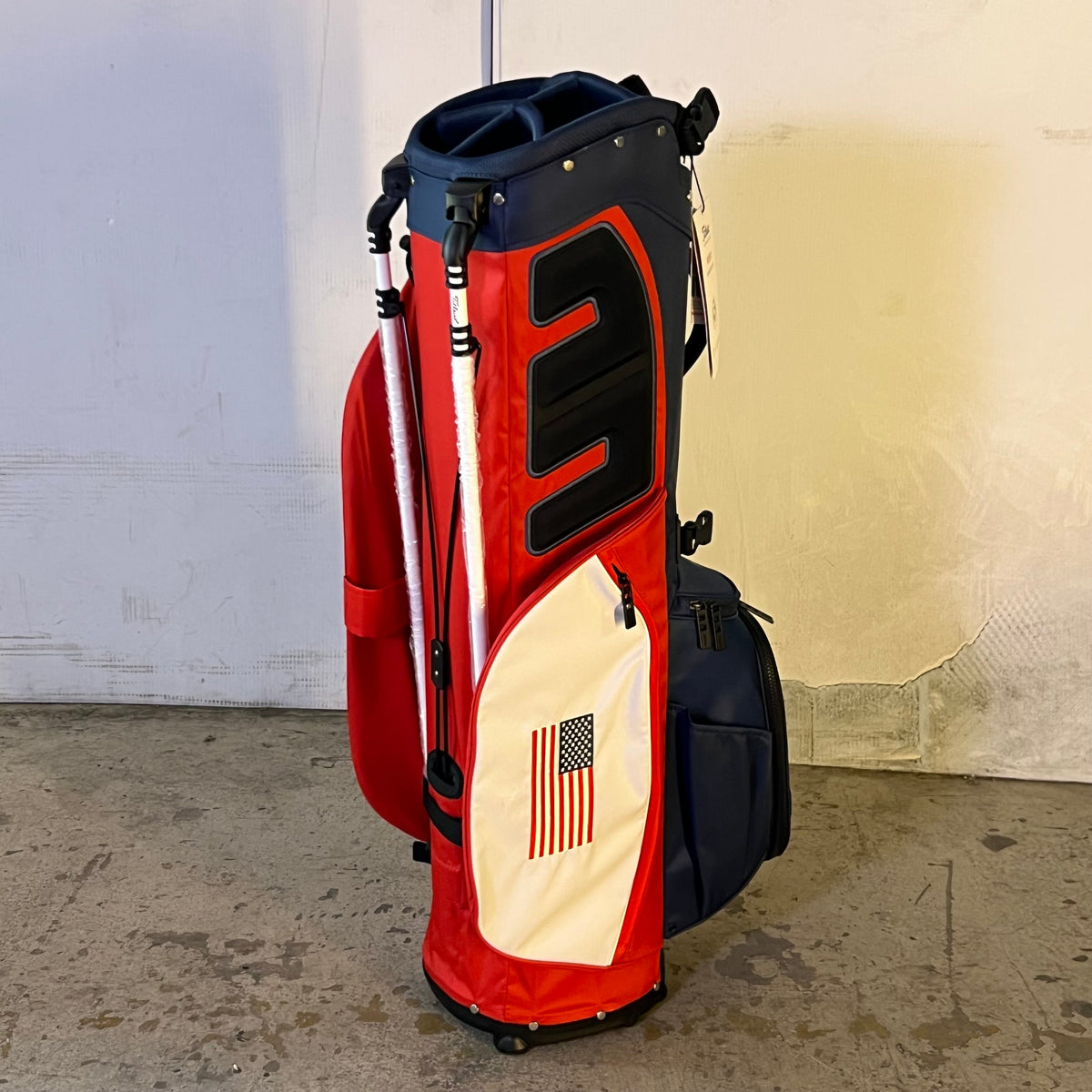 FITLEIST Players 5 Stand Bag Sz 34.5"H X 10"L X 8.5"W - Navy & Red TB23SX8-461