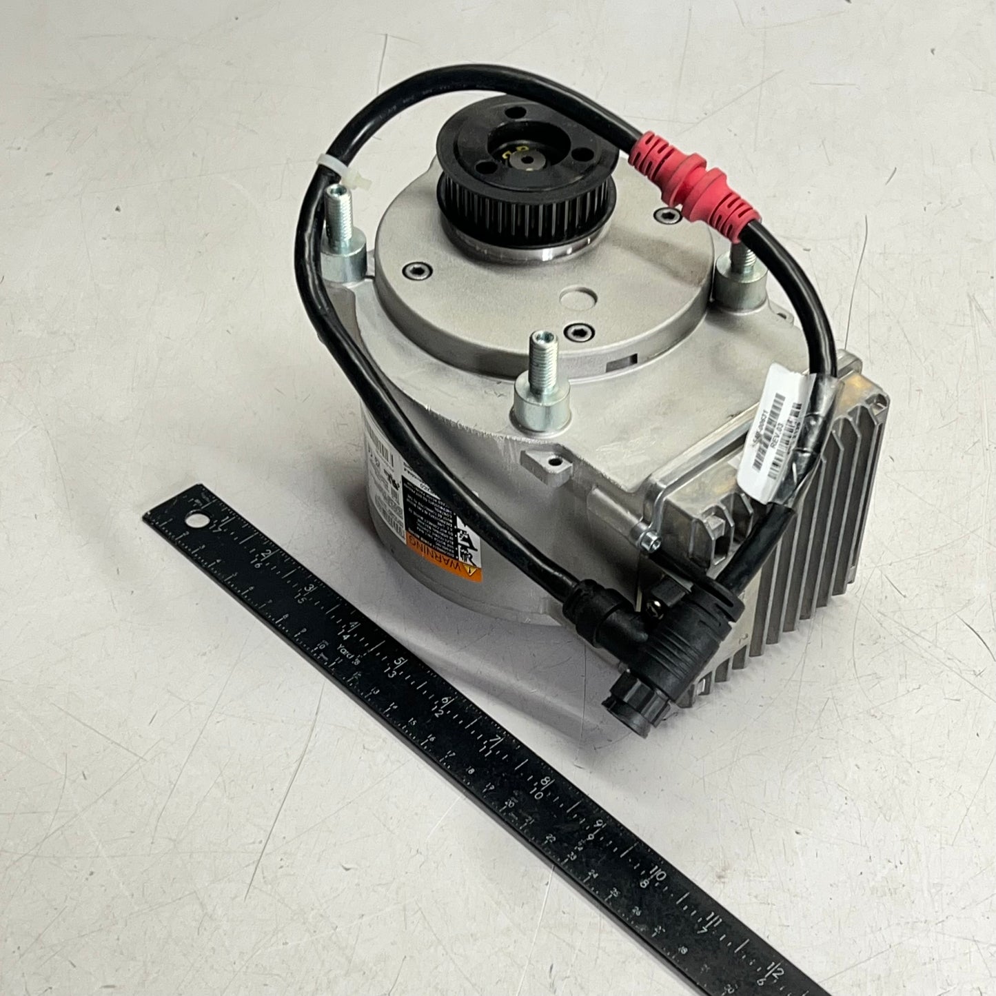 NIDEC Brushless Permanent Magnet Gear Motor 3 Phase 30-48V 600-01782