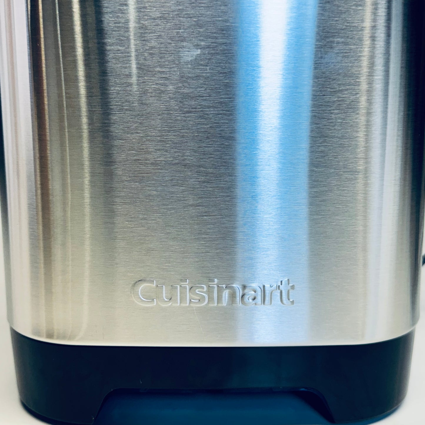 CUISINART Bread Maker Machine Sz 10.5” H x 10” L x 7.5” W Silver CBK-110P1