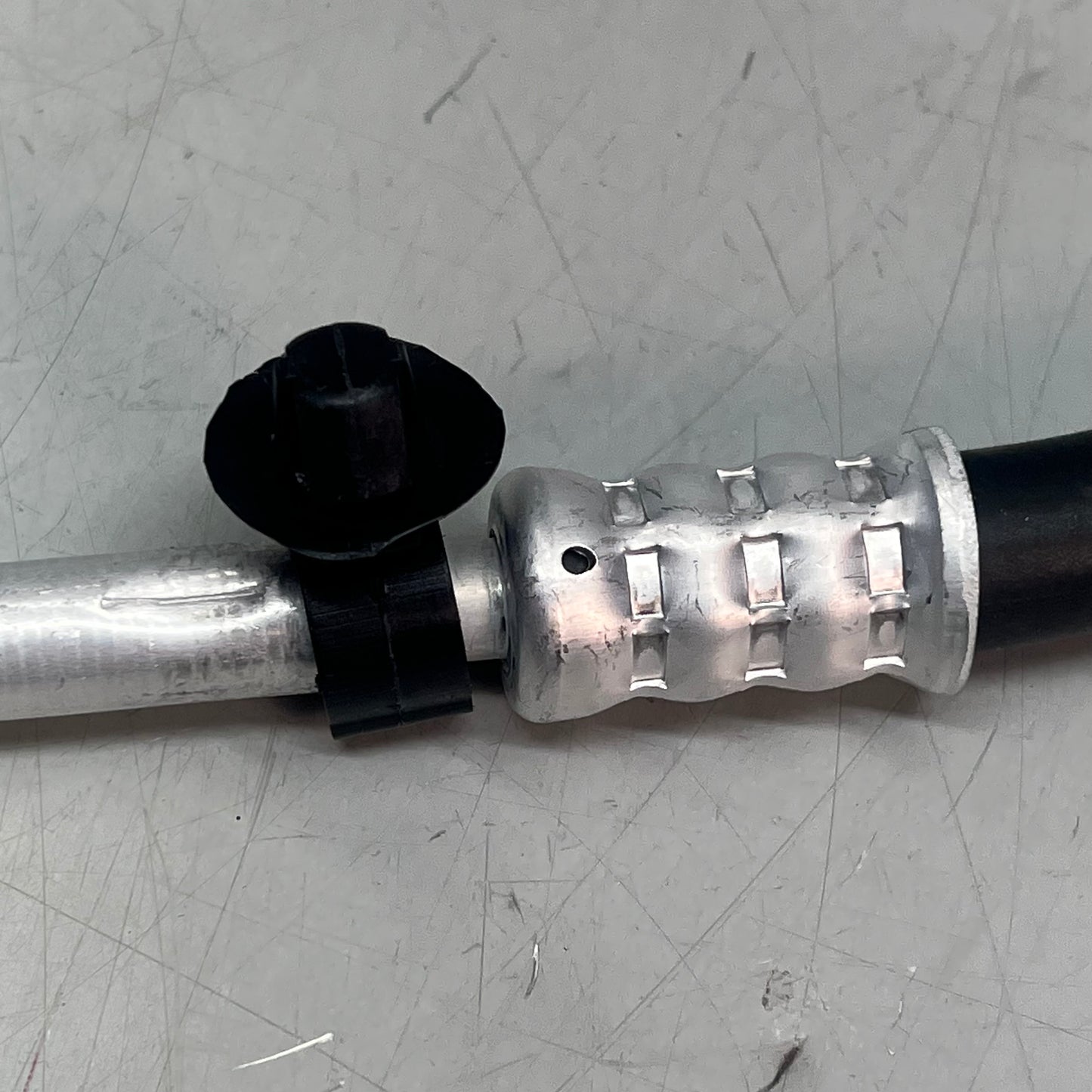 FOUR SEASONS A/C Refrigerant Hose Assembly For Ford Vehicle Models 55888