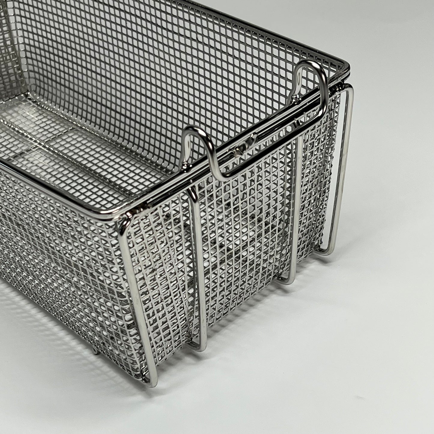 ZA@ TWENTY FOUR 7 GLOBAL SOLUTIONS  (2 PACK) Rectangle Fry Basket W/ Silicone Handle  15.5"x8.215"x5.75" Chrome/Purple 4054