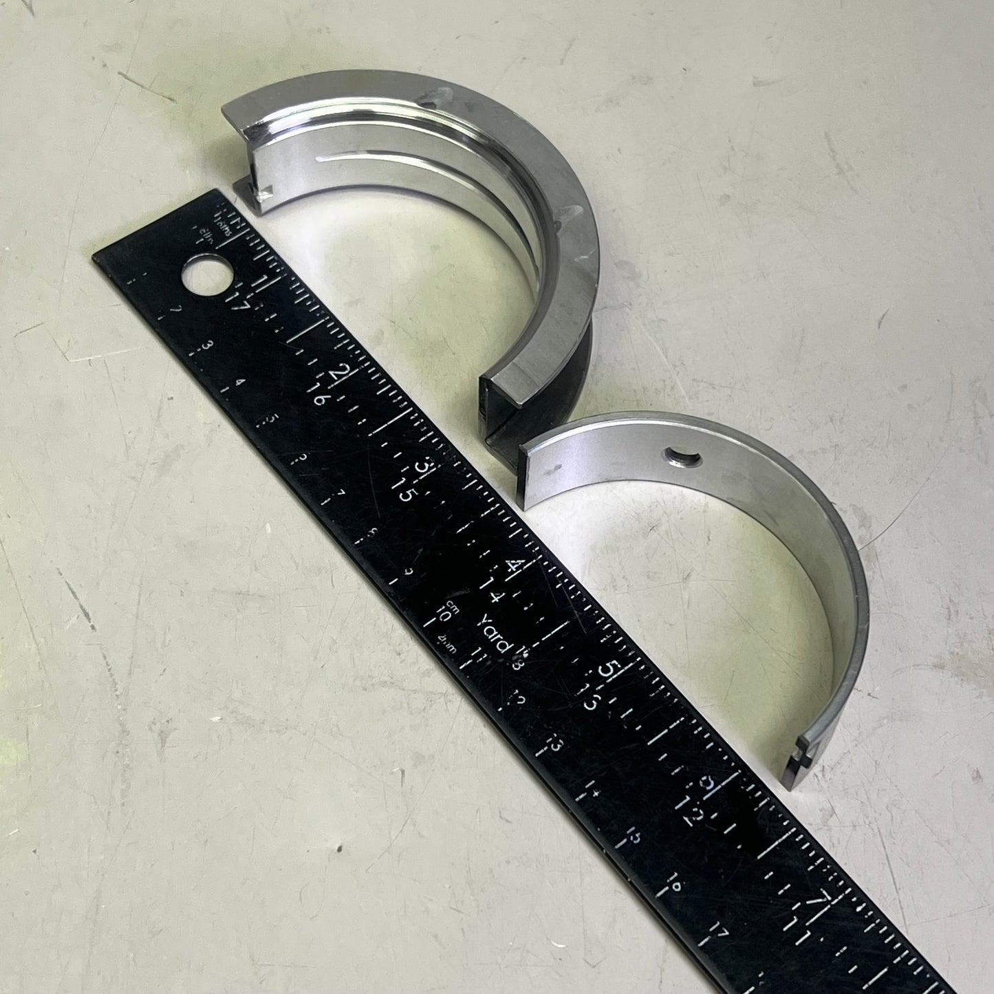 MAHLE Clevite Engine Crankshaft Main Bearing Set Made In USA Direct Fit MS-2205A