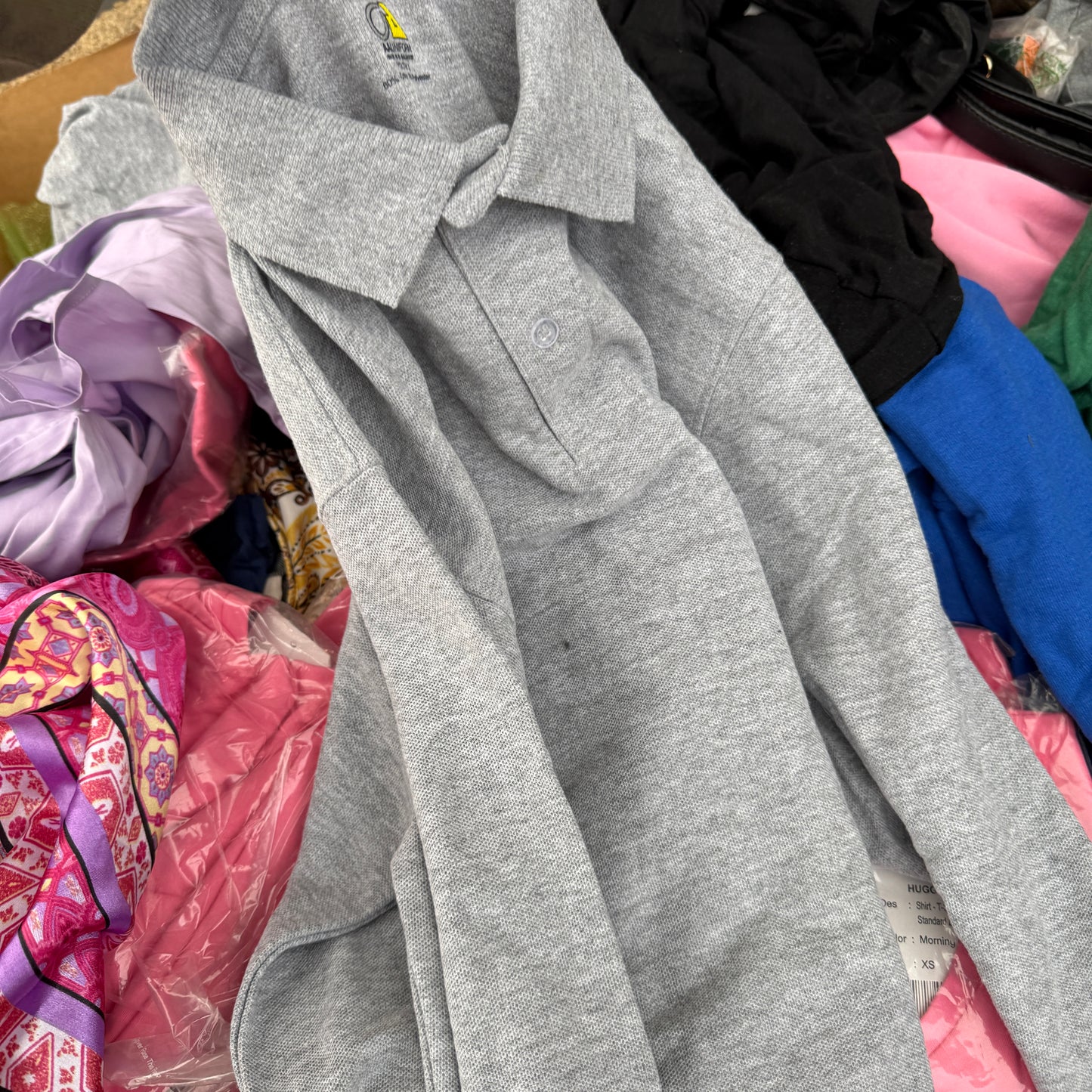 ZA@ Pallet of MIXED Men’s & Women’s Clothing & Kid’s Costumes