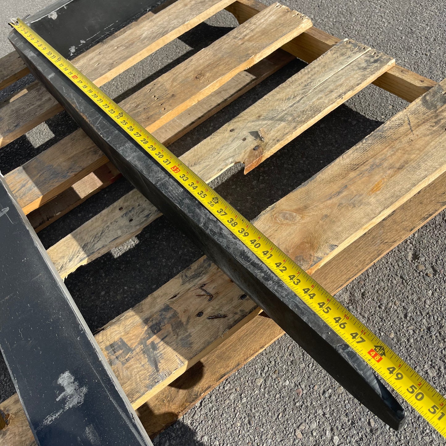 Z@ UNBRANDED Heavy-duty Forklift Forks 50”x5" (Used)