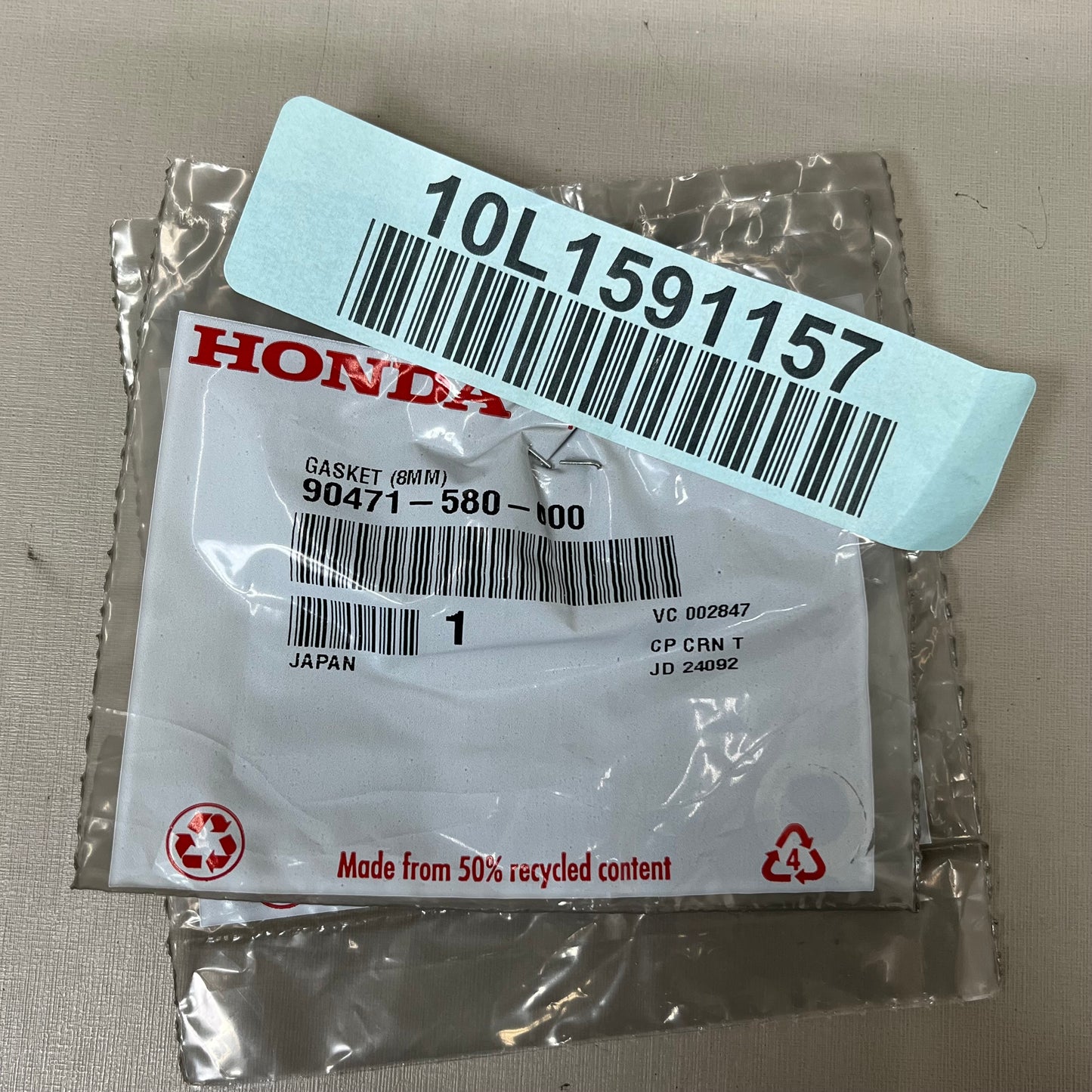 HONDA OEM (LOT OF 19) Miscellaneous Automotive Parts