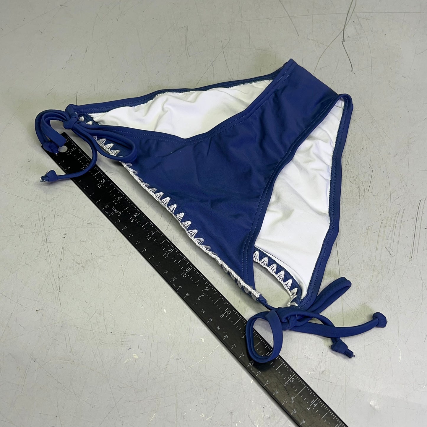 CHARMO Triangle Top Tie Bottoms Contrast Lace Bikini Women's Sz S Blue/White