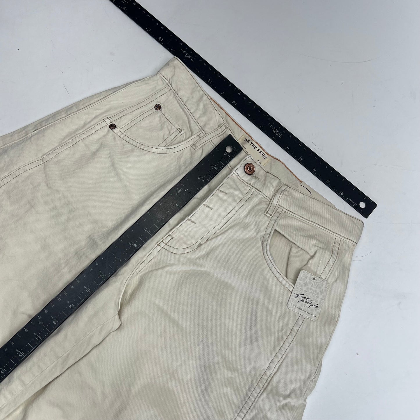 FREE PEOPLE  Good Luck Mid-rise Barrel Jeans  Women's Sz S Milk 82199597