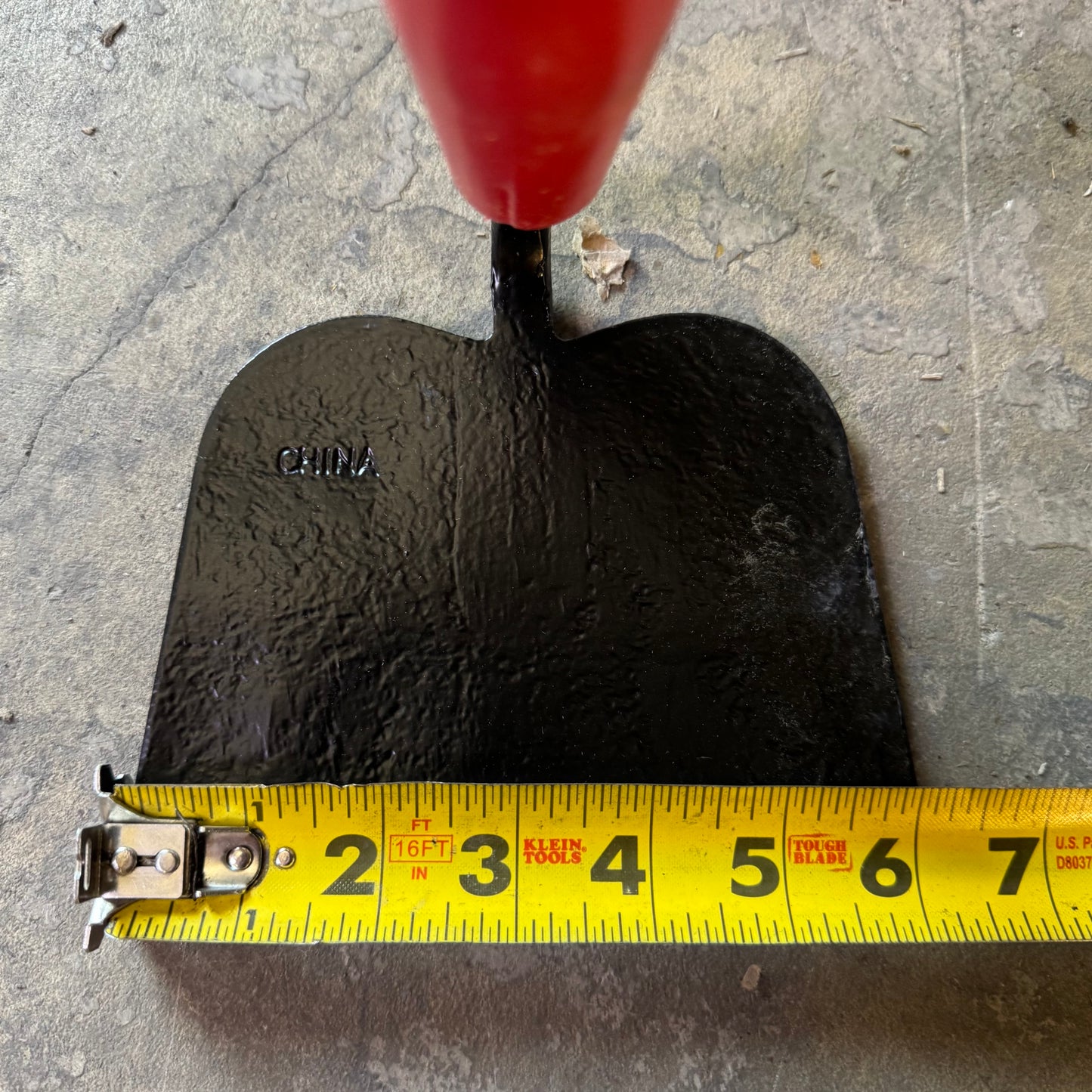 RAZOR-BACK 6" Garden Hoe, Forged with Wood Handle 71113