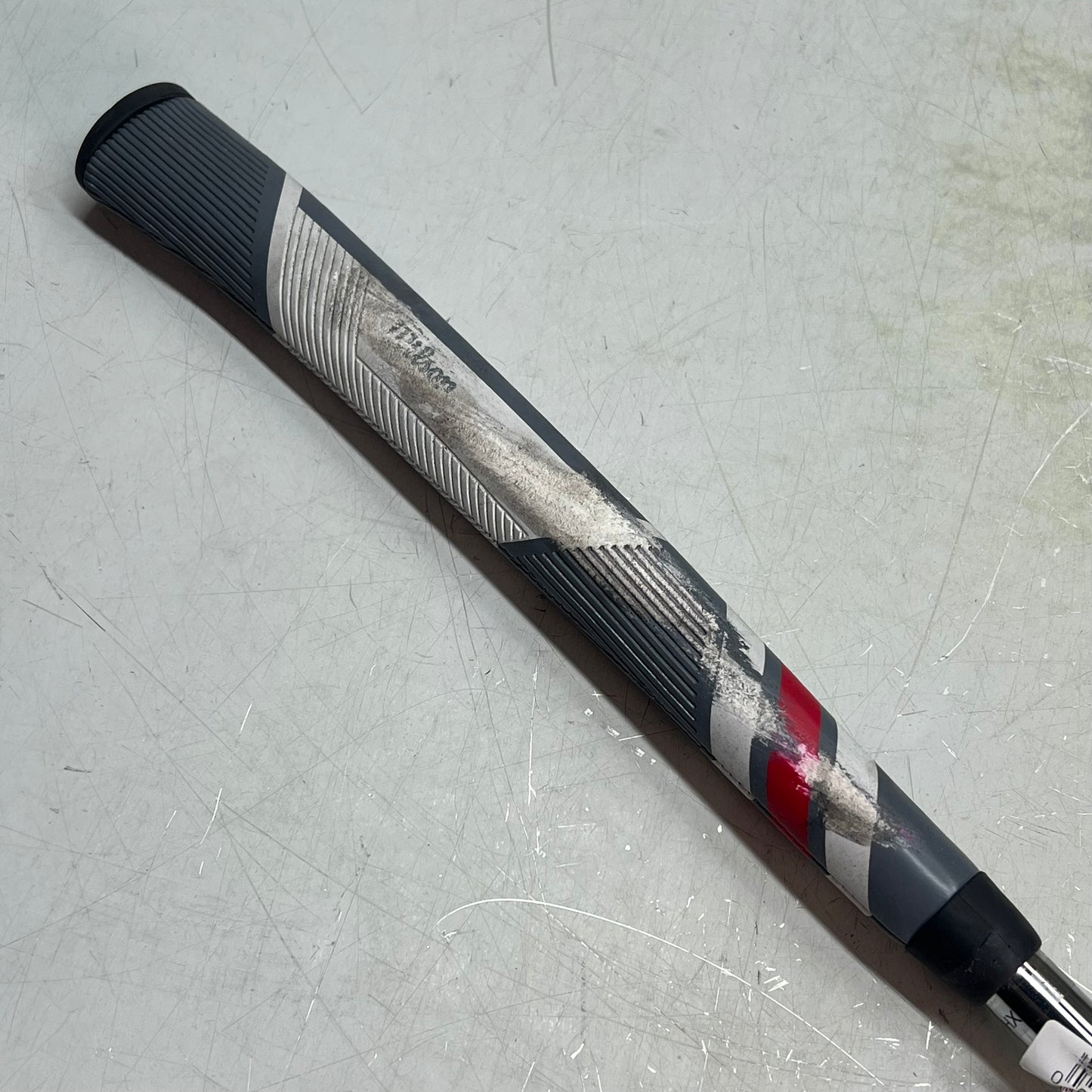 ZA@ WILSON Harmonized X1 Putter RIGHT Standard Grip 34" Chrome/Grey WG1R03690134 (As-Is) Distressed Handle Grip (See Images)