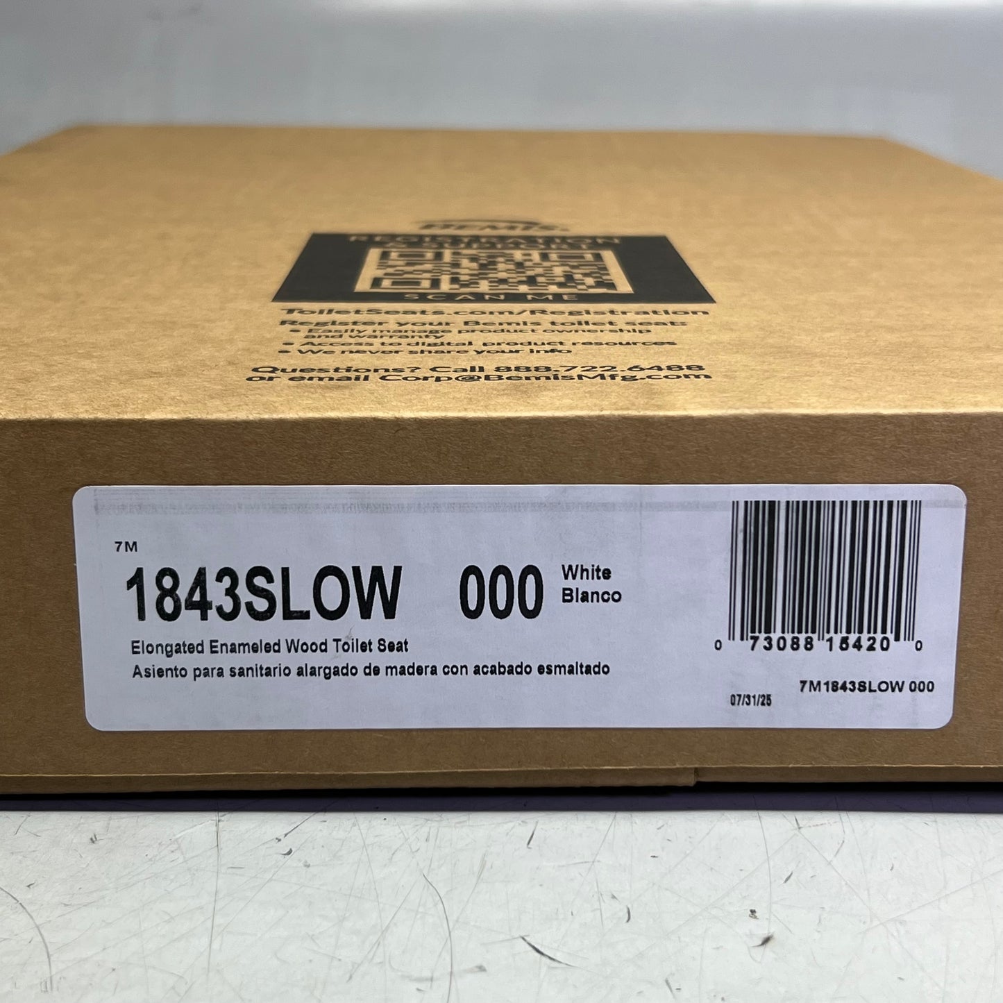 BEMIS Elongated Toilet Seat Sz 17"L x 13.5"W, 1843SLOW 000