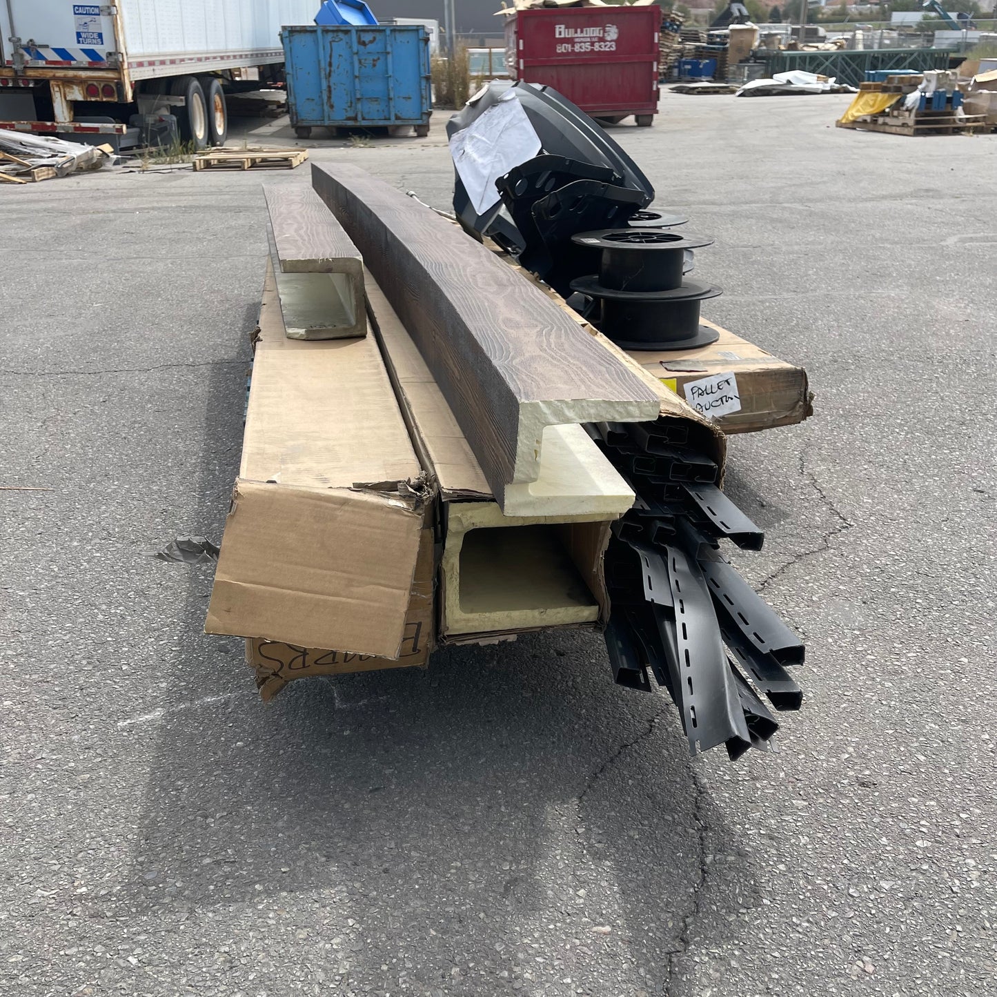 ZA@ Pallet of MIXED Plastic Channels, Faux Wood Trim, Fender Liners, Shelf Parts, & More! (AS-IS)