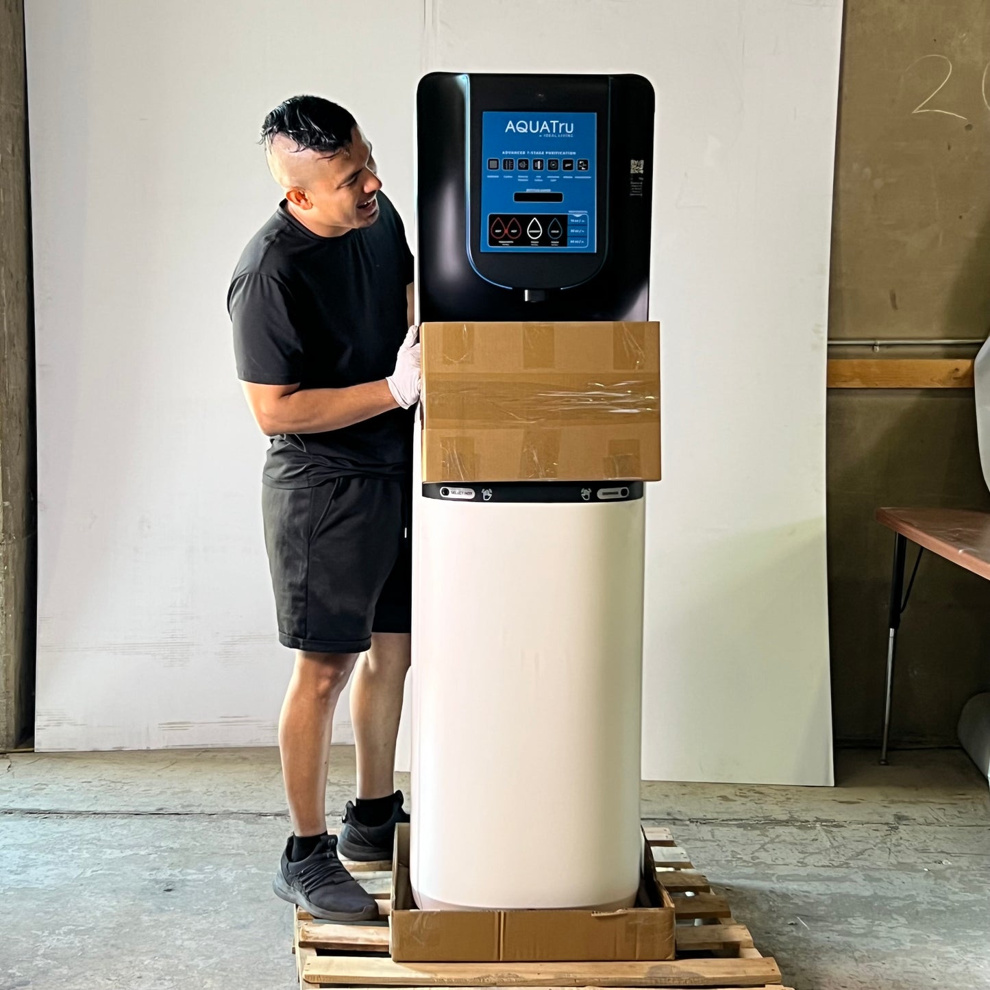 AQUATRU Advanced 7-Stage Purification 120V 50PSI, White & Black ATFS-3-W