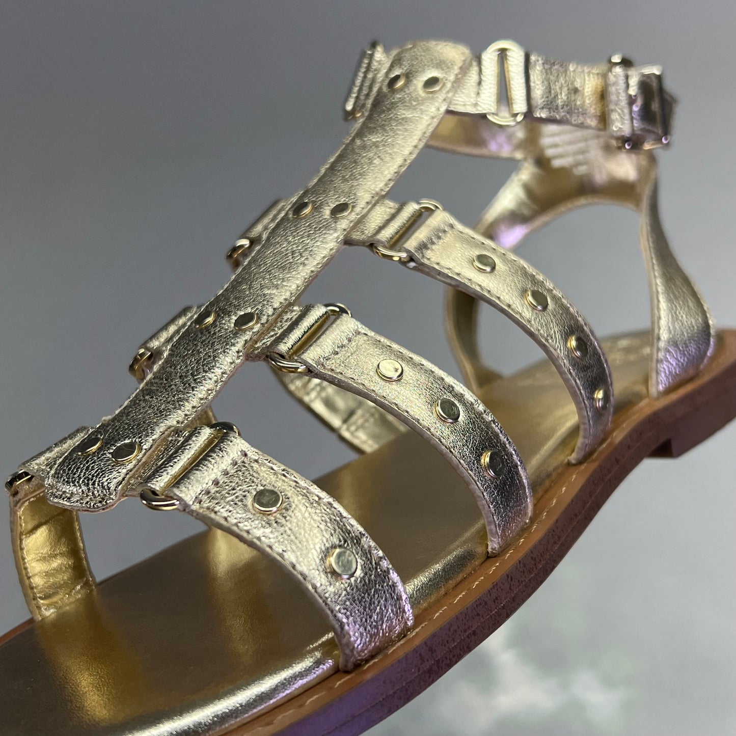 VINCE CAMUTO Leather Studded Gladiator Sandals Women's Sz 9M Egyptian Gold