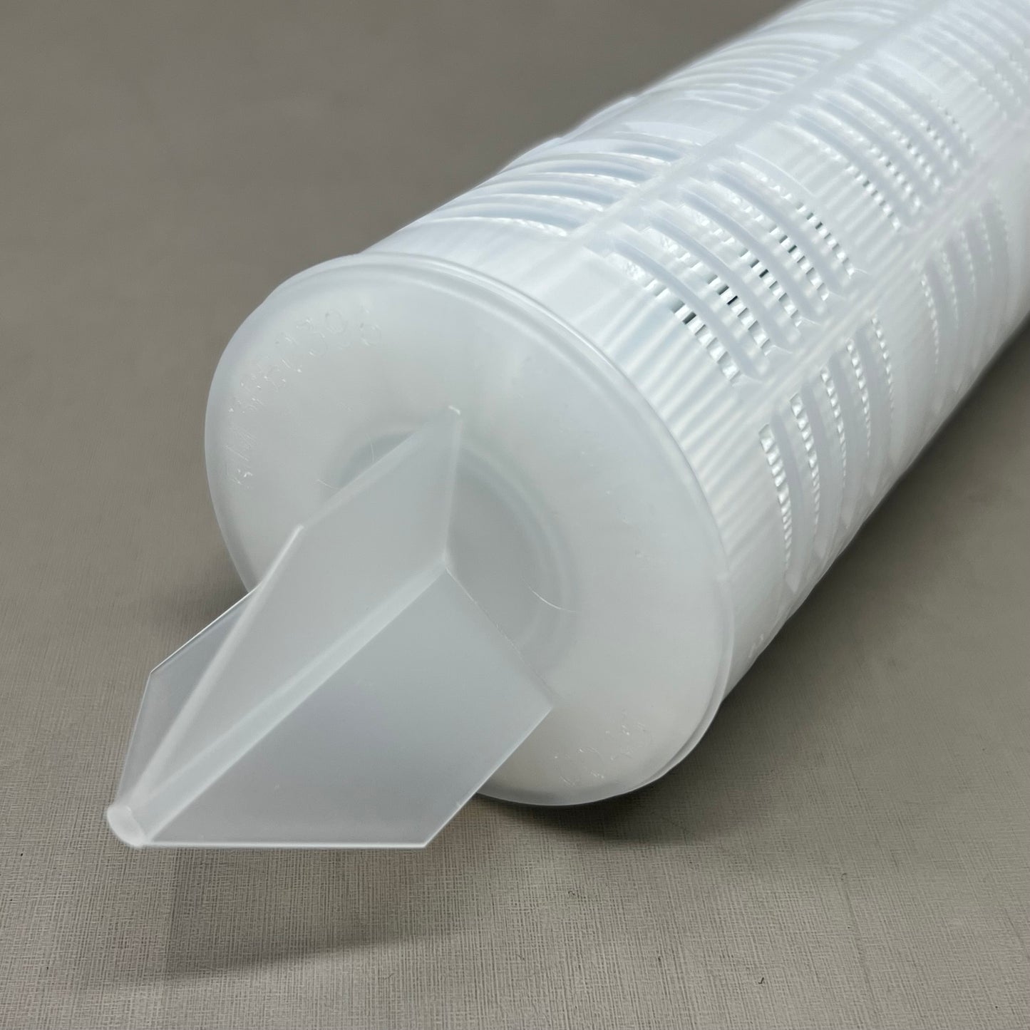 MILLIPORE (3 Pack) Milligard 1.2 Μm Cartridge Filter 30 inch White/transparant CW0673S03