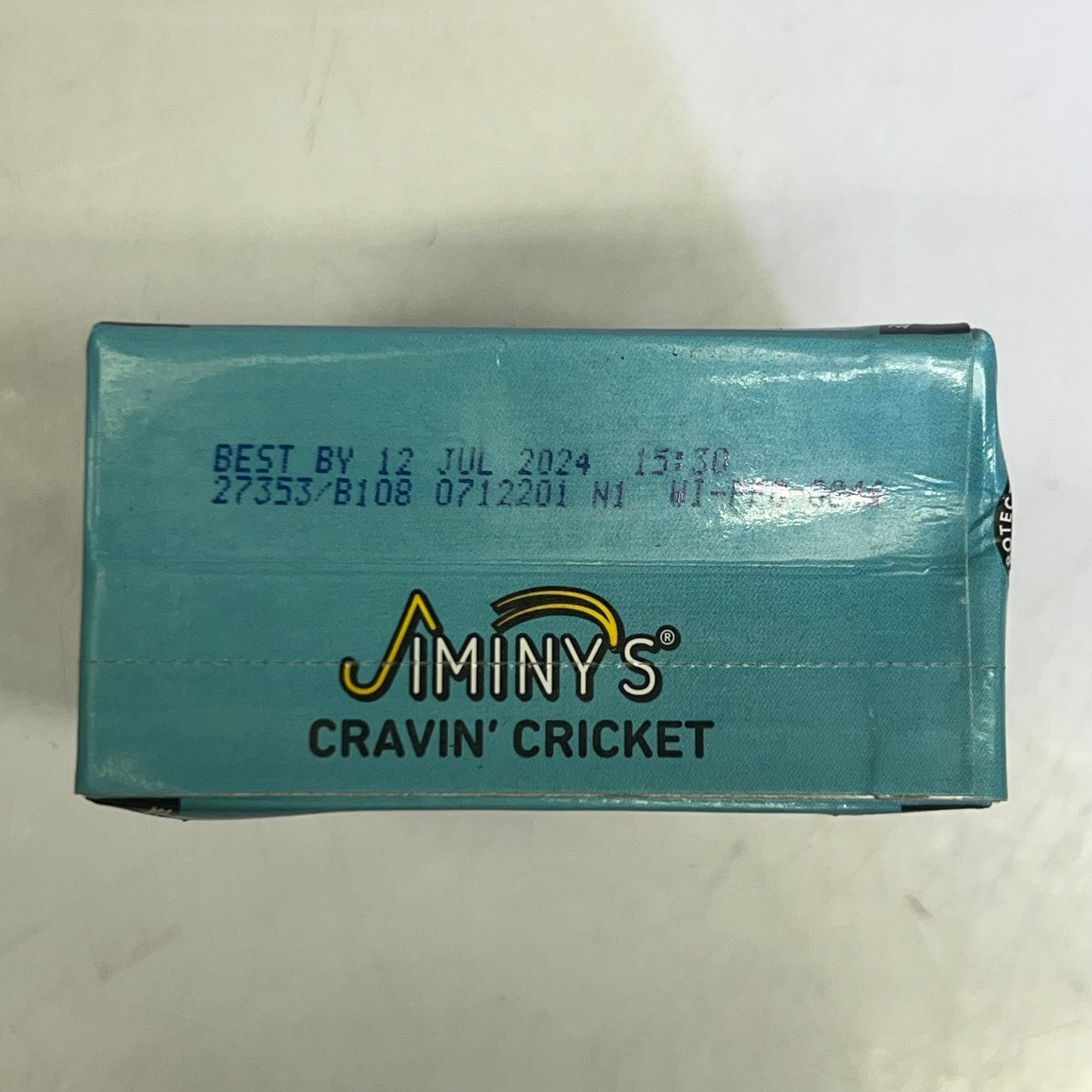 ZA@ Pallet of MIXED WIGGLES & WAGS Shareable Vanilla Cake, Omeprazole, Ibuprofen (AS-IS, Expired)