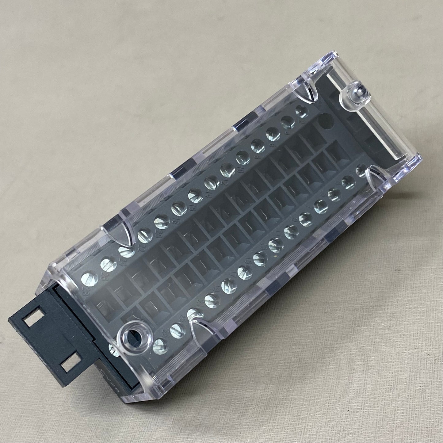 SCHNEIDER ELECTRIC Caged Terminal Strip 4"x2"x2" Black BMXFTB2800