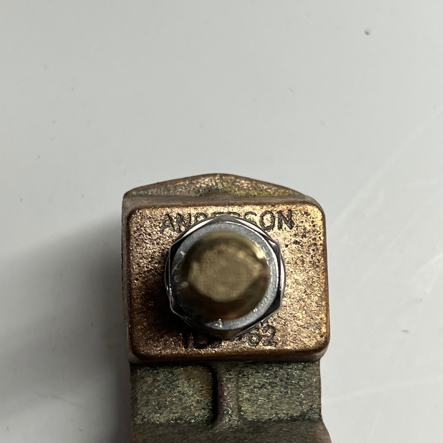 HUBBELL Bolted Tap Lug Terminal for Copper Cables Bronze X3705-001