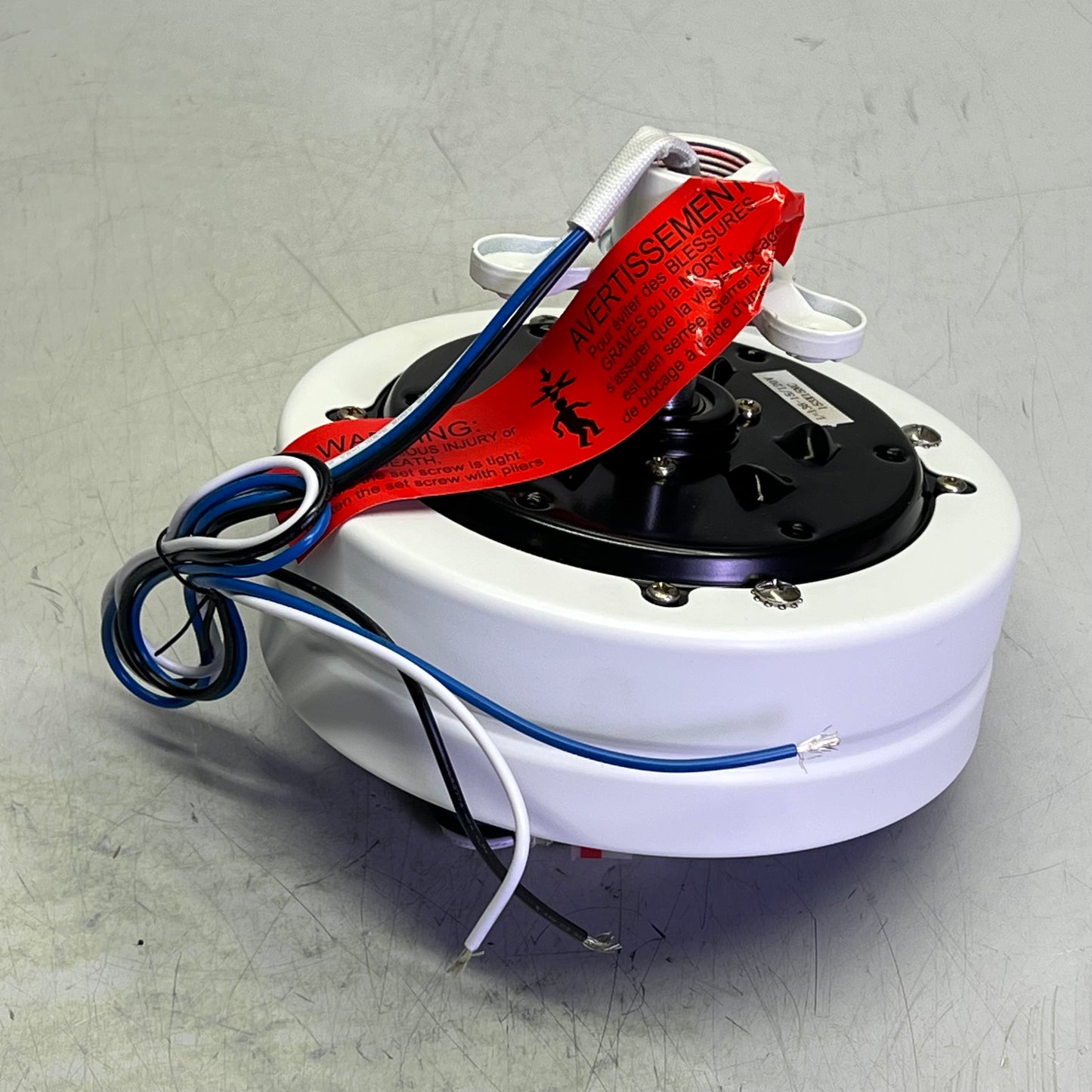 HUNTER Cassius Indoor & Outdoor Ceiling Fan 44" 3 Blade Fresh White 50262