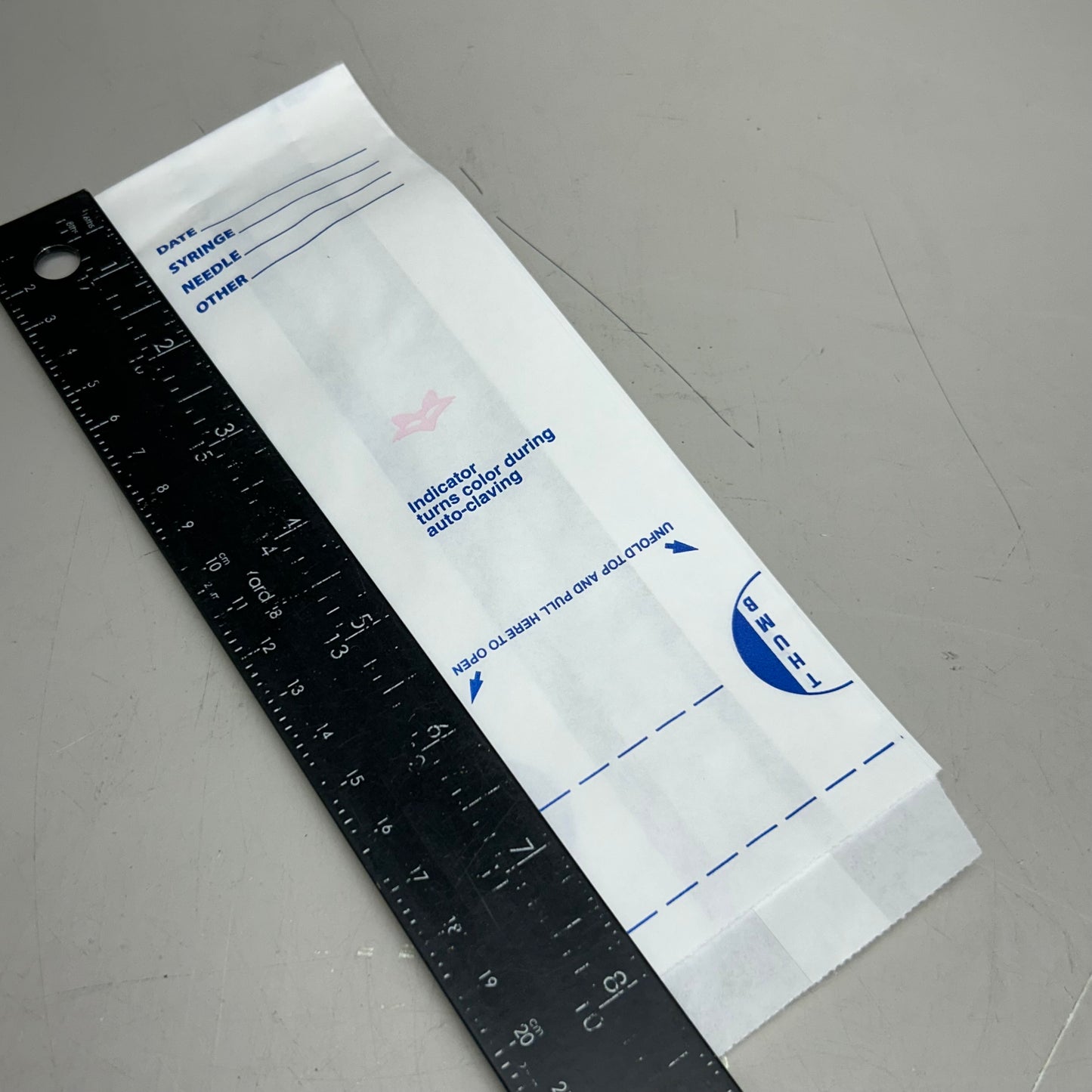 FOX CONVERTING  (1 Box, 1000 Bags) Tape Seal Sterilizing Bags 2.5"x1.5"x7.5" 150000101 (New Other- Distressed Packaging )