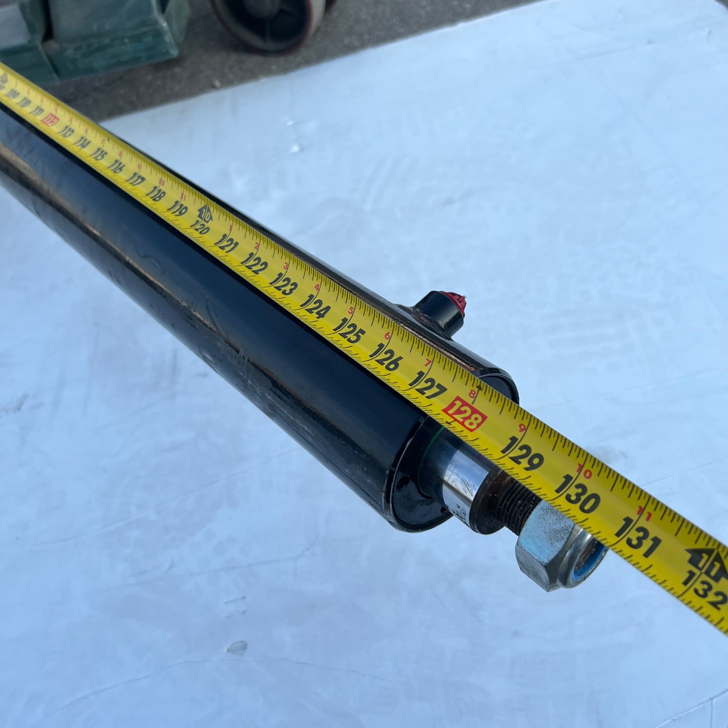 TIPTON Tilting Platform Hydraulic Cylinder Sz 131" L X 3" D Black Cosmetic Damage