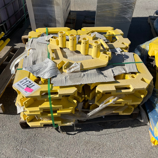 ZA@ Pallet of GARLOCK Yellow Steel Gate & Base (AS-IS)