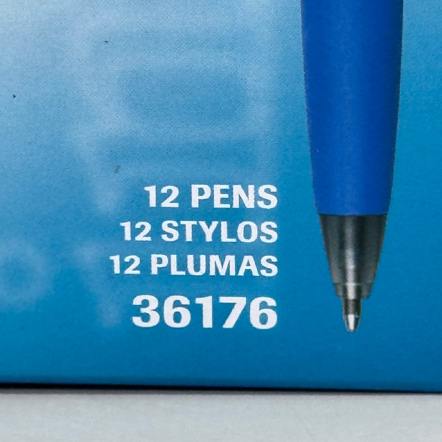 INTEGRA (12 PACK) Retractable Ball Medium Point Pen w/ Rubber Grip Blue 36176