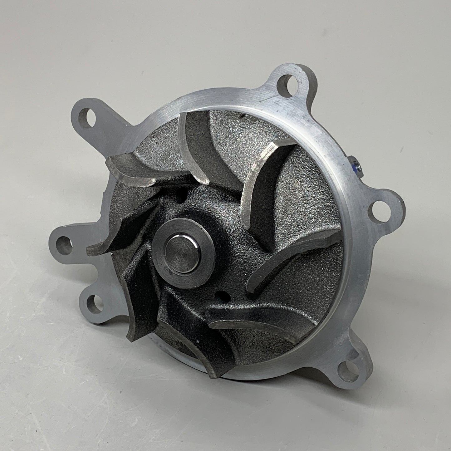 GMB Engine Water Pump for Chevrolet/GMC Vehicles 194197 130-5980