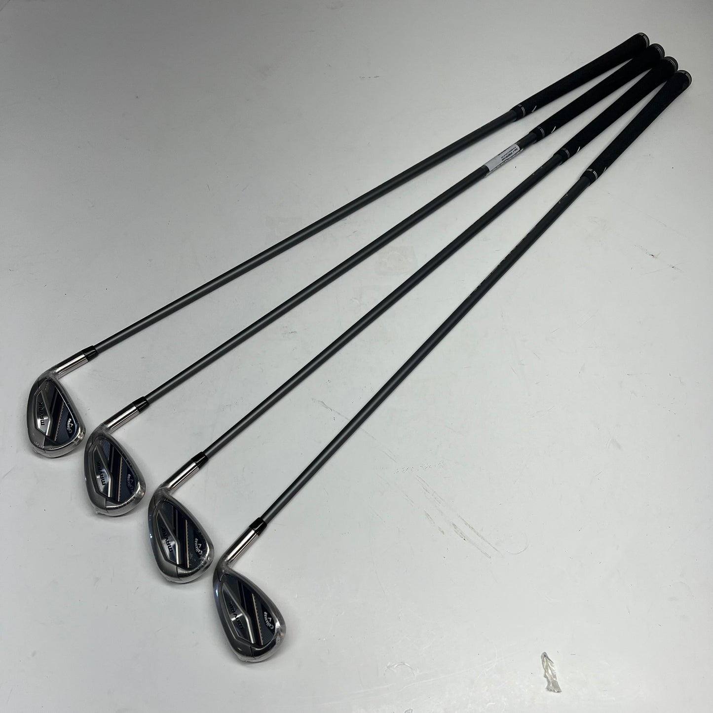 CALLAWAY (SET OF 4) Catalyst 65 5.5 Shaft & Grip W/ Maverick Irons 7,8,9 & P