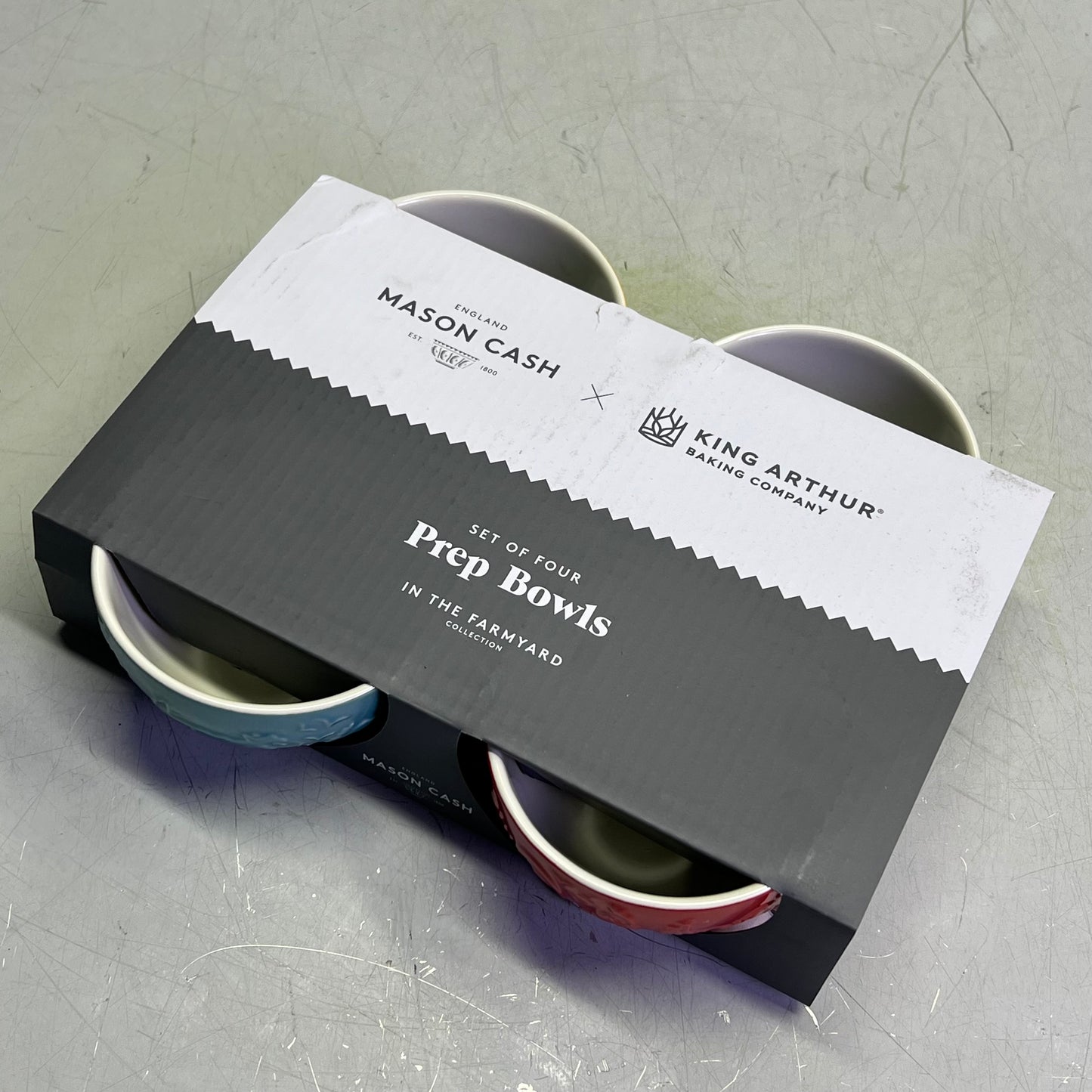 ZA@ KING ARTHUR  (SET OF 4) In The Farmyard Prep Bowls 6oz Cap Red/Yellow/White/Blue 51245