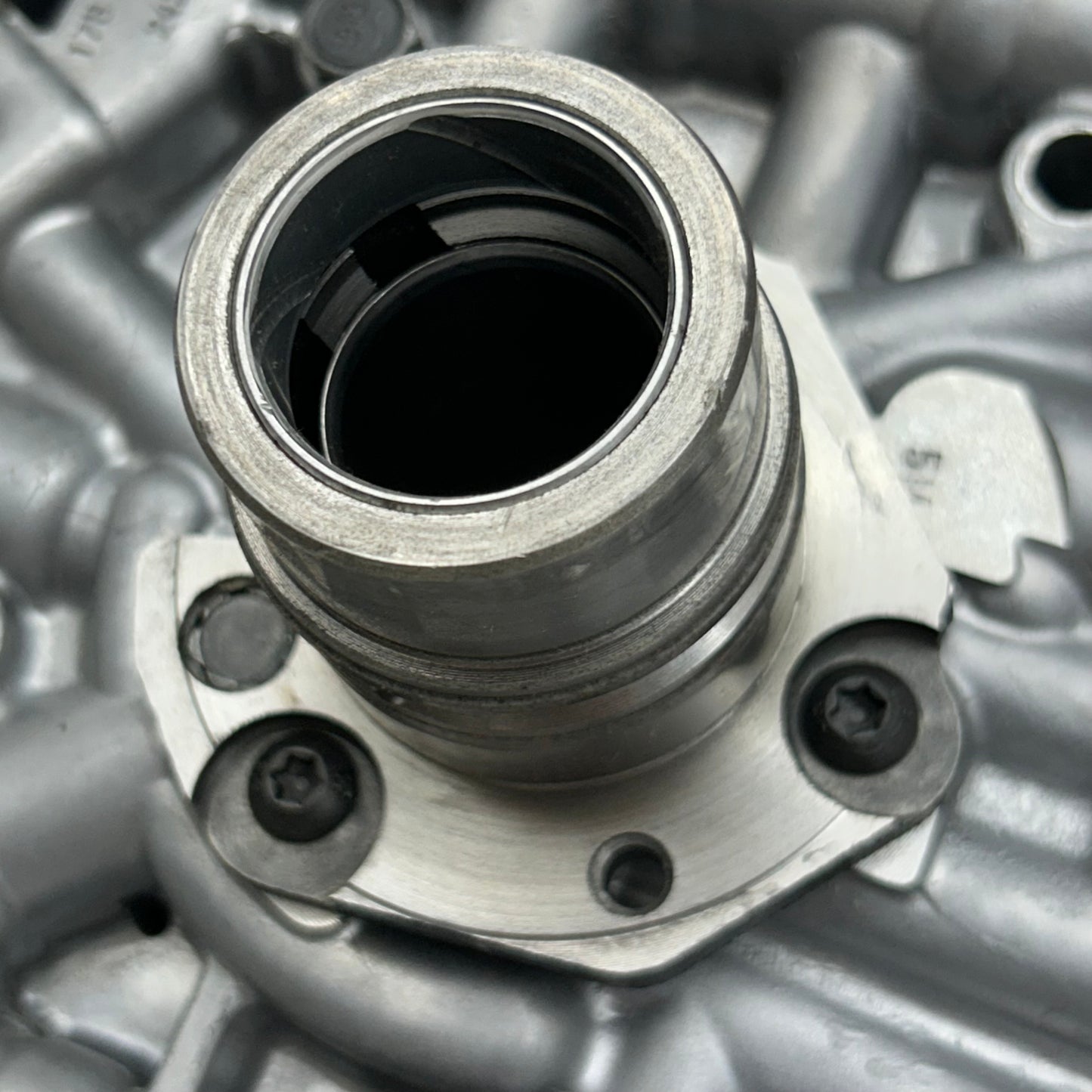 GLOBAL TRANSMISSION Transmission Pump Assembly Short Stator  24201073