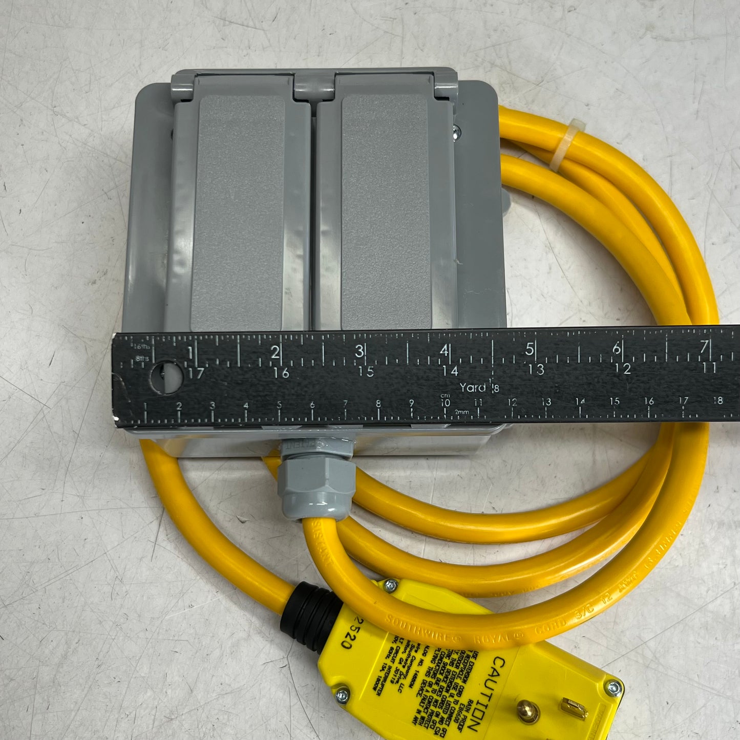 SOUTHWIRE Shockshield Portable Cordset, Manual Reset 120V/15A 6 Ft, Yellow & Grey 14880003-3