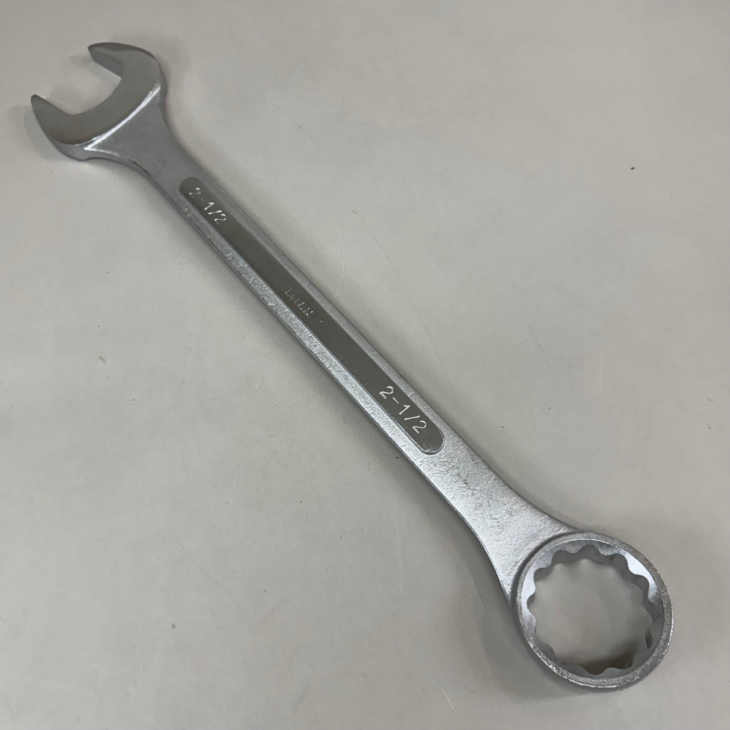 TITAN (4 Pieces) Jumbo SAE Combination Wrench Set 2-1/8" to 2-1/2" 17291