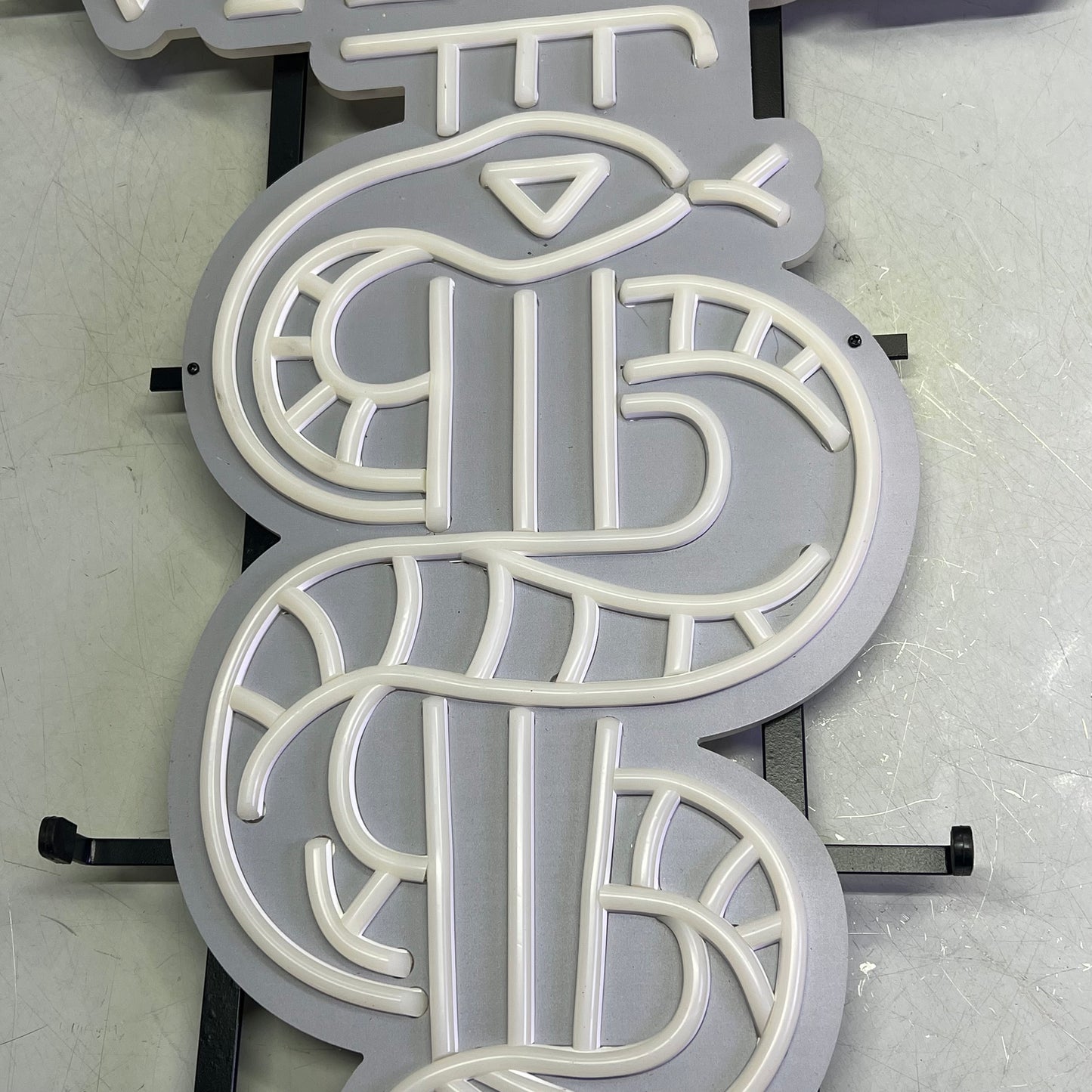 ZA@ VILLION LED Neon Light Sword W/ Wrap Around Snake 35"x20"