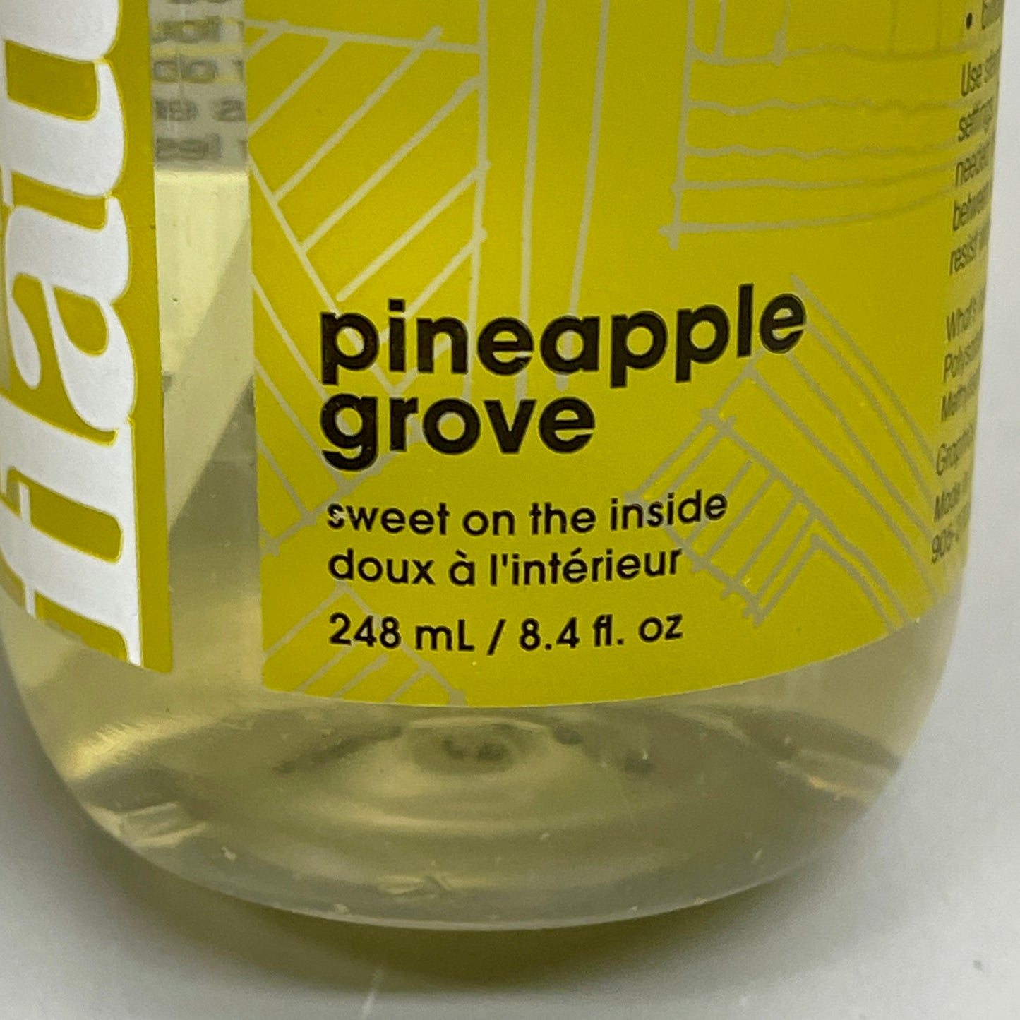 FLATTER (2 PACK) Pineapple Grove Smoothing Fabric Spray 8.4 fl oz R-F08P