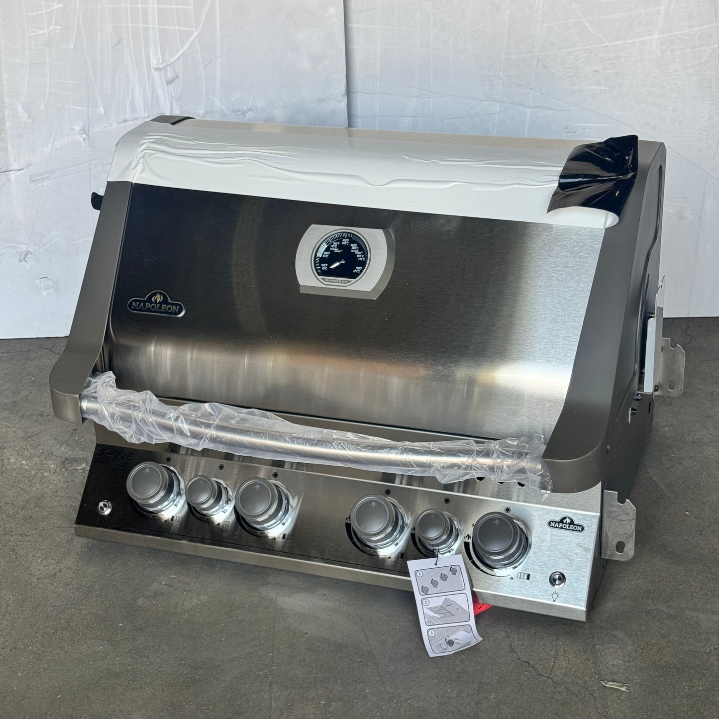 NAPOLEON Prestige Propane Gas Grill P500RSIBPSS-3