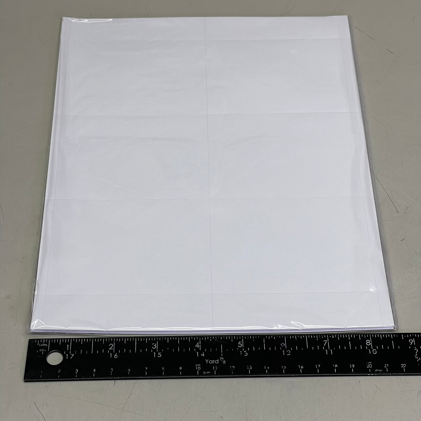 UNIVERSAL (100 PACK) Lanyard Style Badge Holders 3"x4" Cards Clear UNV56005