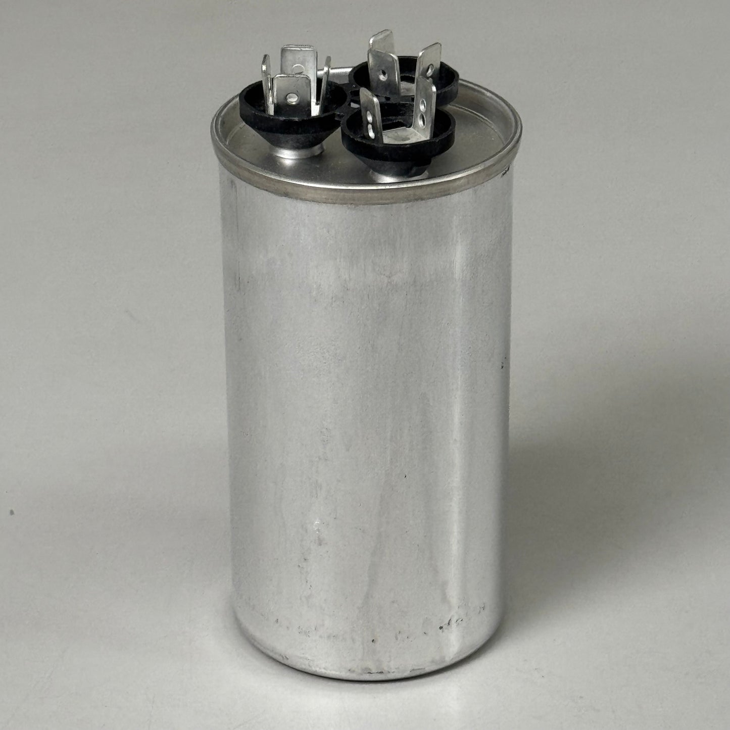 MARS Motor Run Capacitor Round 430/7.5 MFD 440/370 VAC Dual Voltage Rated 14282