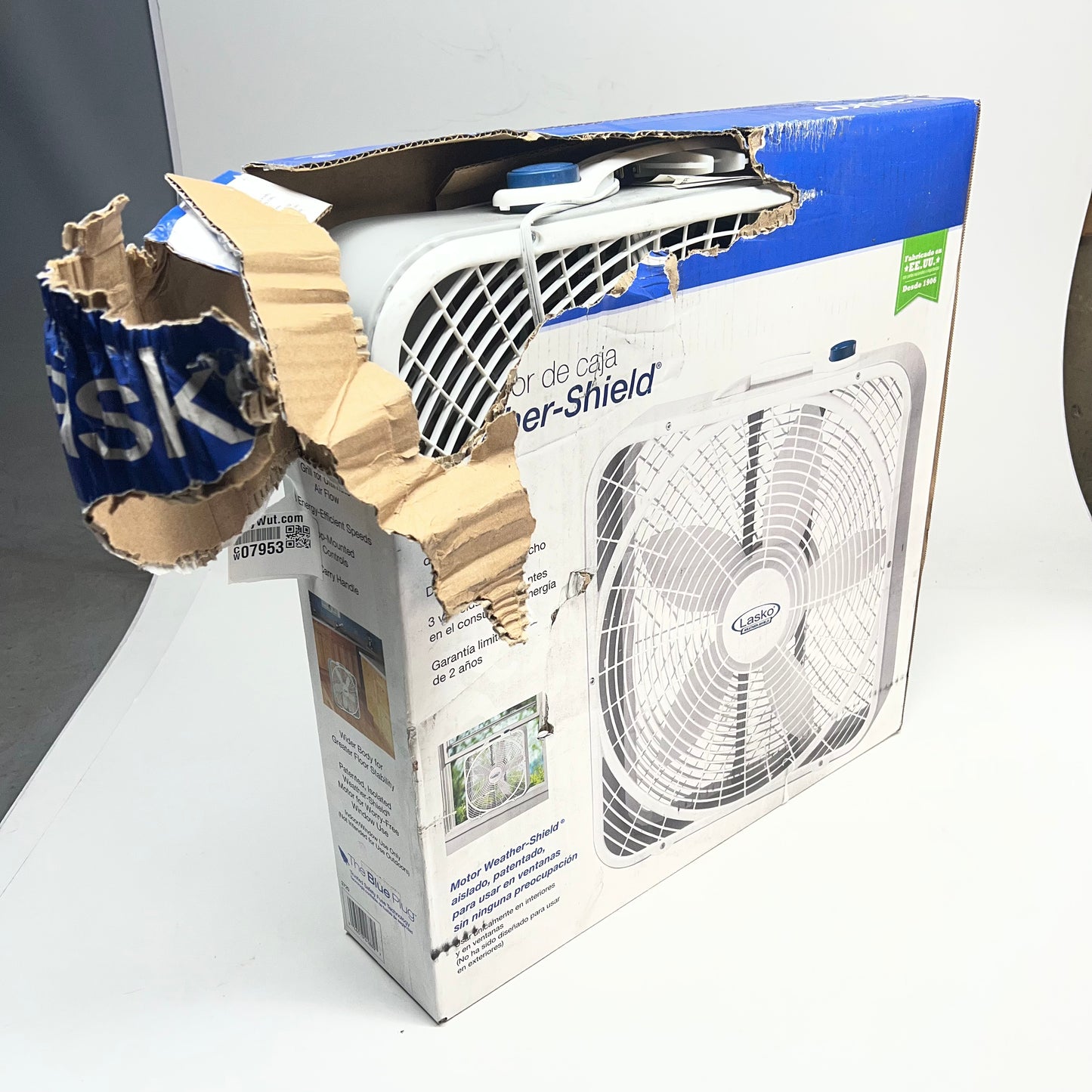 ZA@ LASKO Weather Shield Box Fan High Performance  20" Blade White (Used)