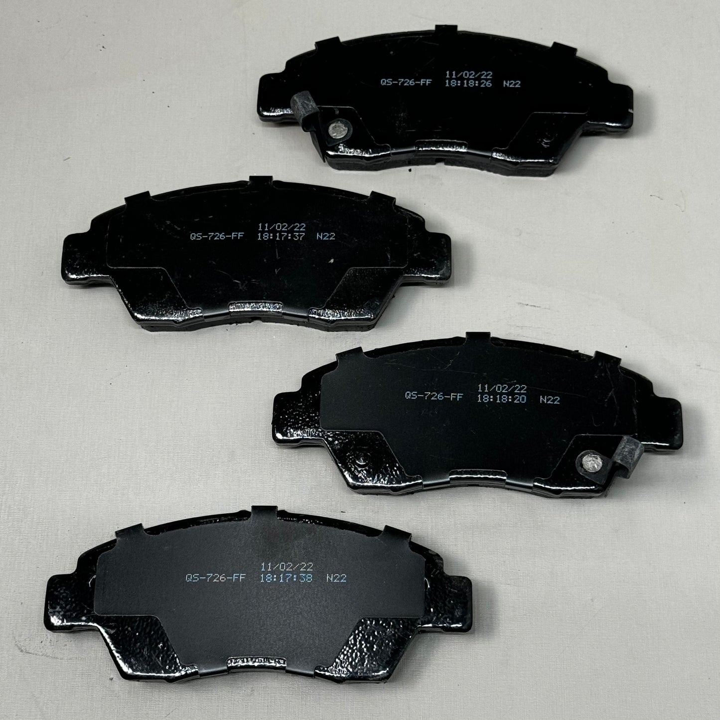 WAGNER QS Ceramic Disc Brake Pad Set 5 1/2" x 2" Black ZD948