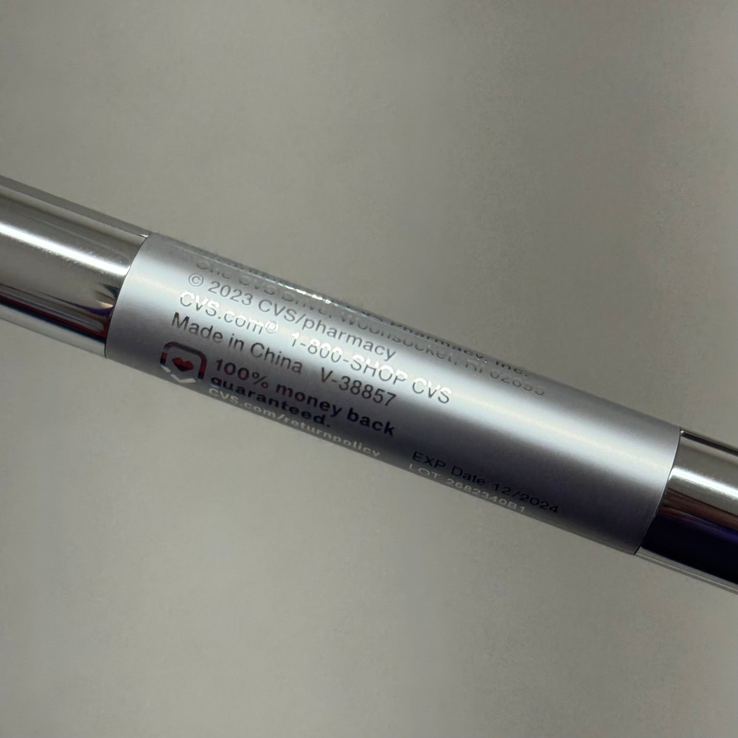 ZA@ CVS HEALTH Teeth Whitening Pen 24 per box White BB 07/25 C