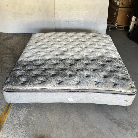 ZA@ WHITE ELEPHANT COLLECTION Mattress King CA-46257 (AZ) Sz E  75”x79” Grey & White (AS-IS, Damage)