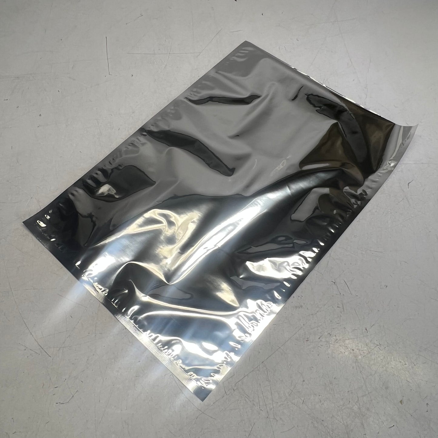 ZA@ ULINE (500 PACK) Metalized Food Bag for Food Preserving  12 x 18" Clear S-6180
