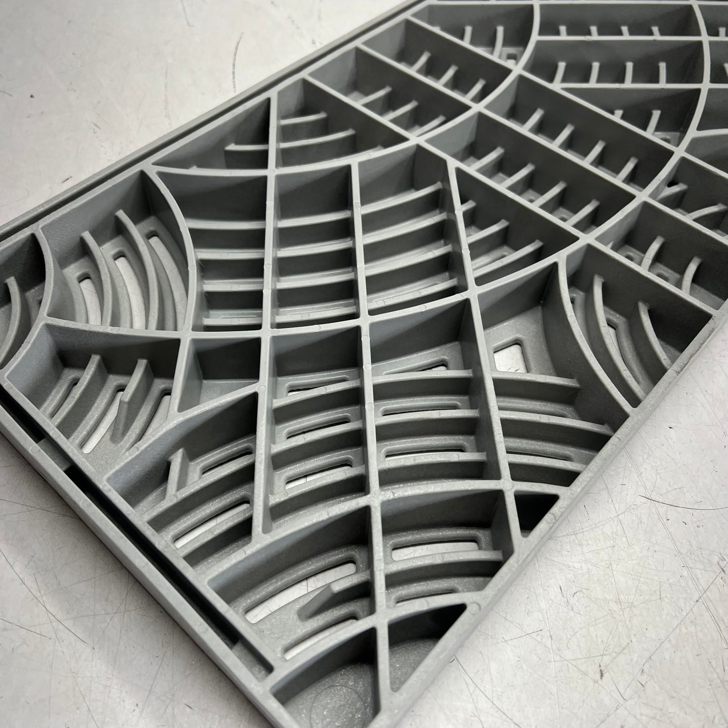 TIE DOWN Durable Boarding Step for Trailers (Step Only) 24"x11.5" Grey 86469