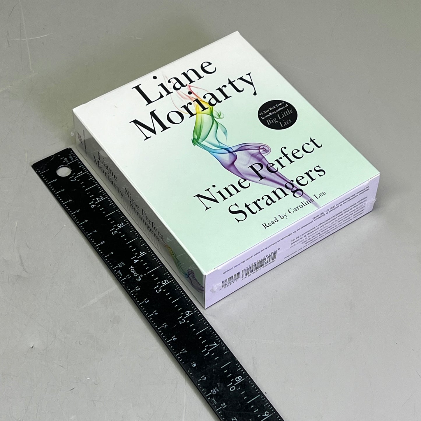 LIANE MORIARTY (13 CDs) Nine Perfect Strangers Audio Book Read By Caroline Lee