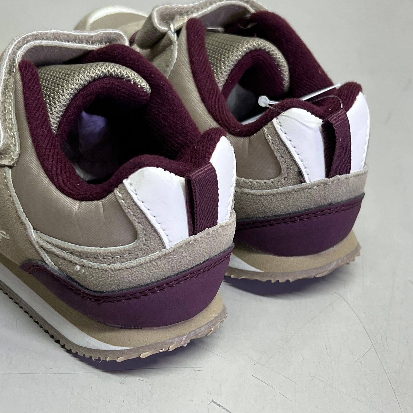 OSHKOSH G'gosh Eddi Athletic Toddler Sneaker Boy's Sz 11 Khaki OF21A01B