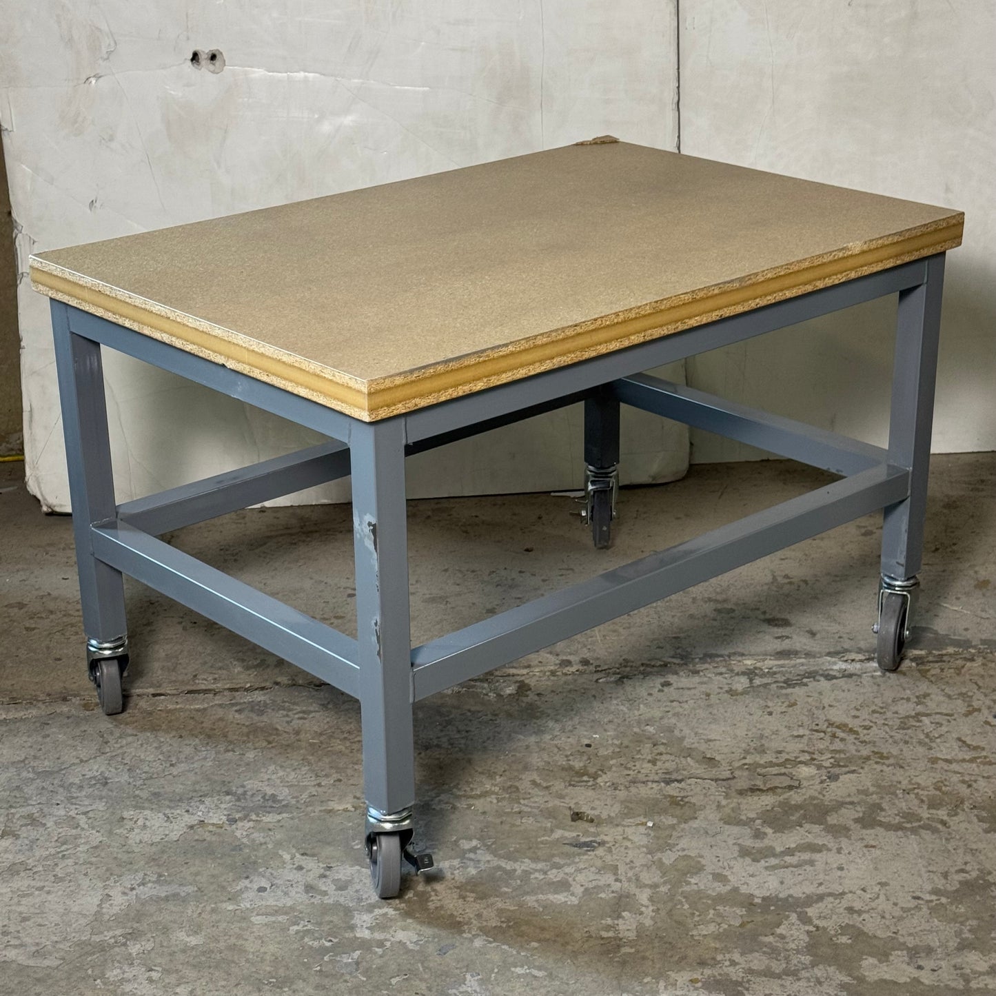 ZA@ BUILTRITE Table With Wheels, High resistance Sz 36”Lx24”Wx23”H (AS-IS, Minor Damage)