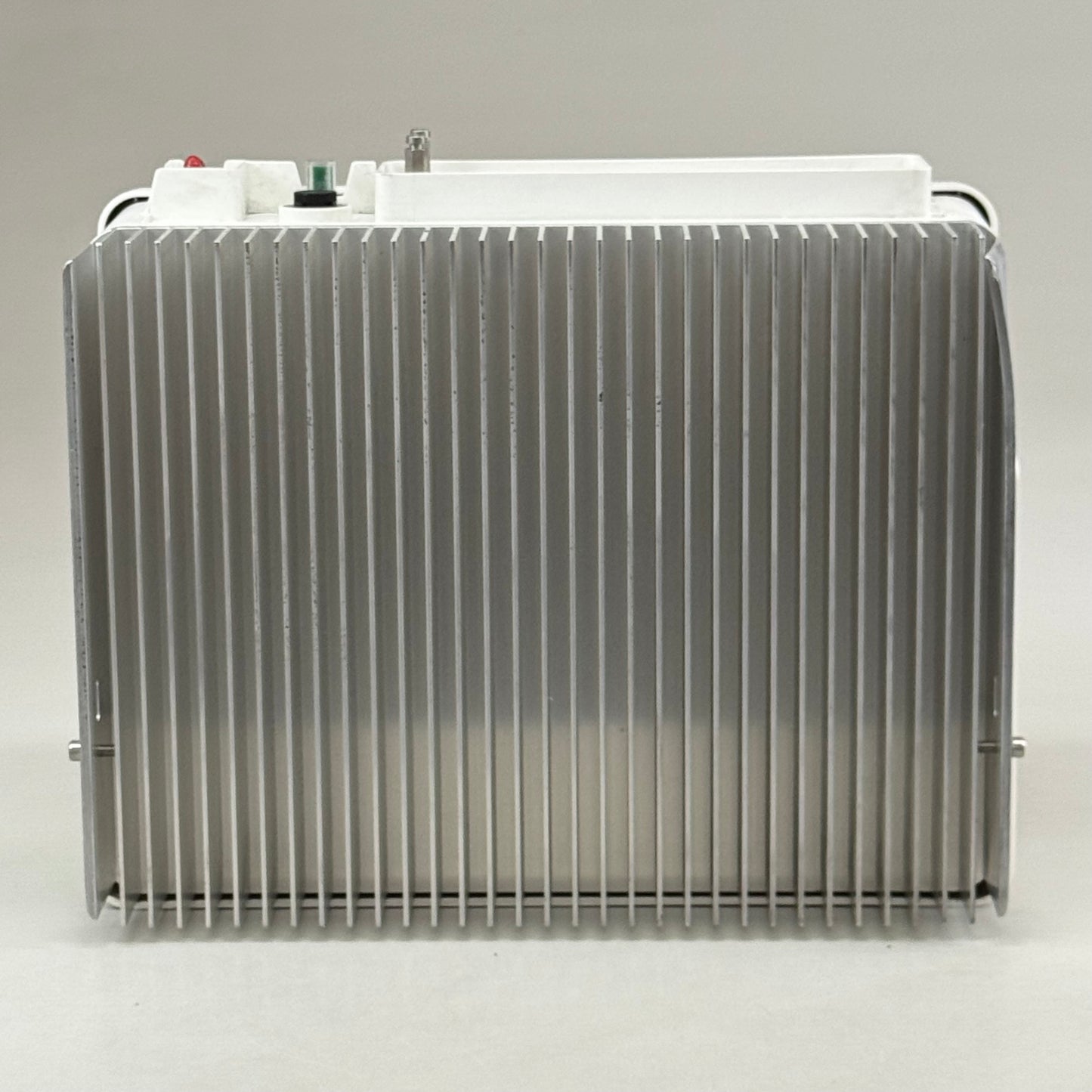 SOLAREDGE Photovoltaic Rapid Shutdown System  14"x11"x6" White 73053922-D3 (As-is (See Images))