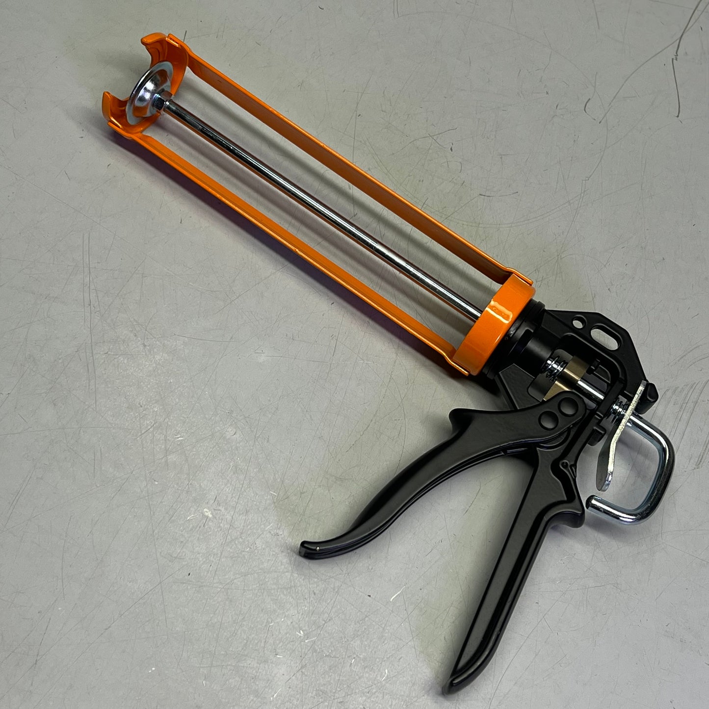 CRL Strap Frame Caulking Gun Smooth Operation 12:1 Ratio Orange Black GA1203