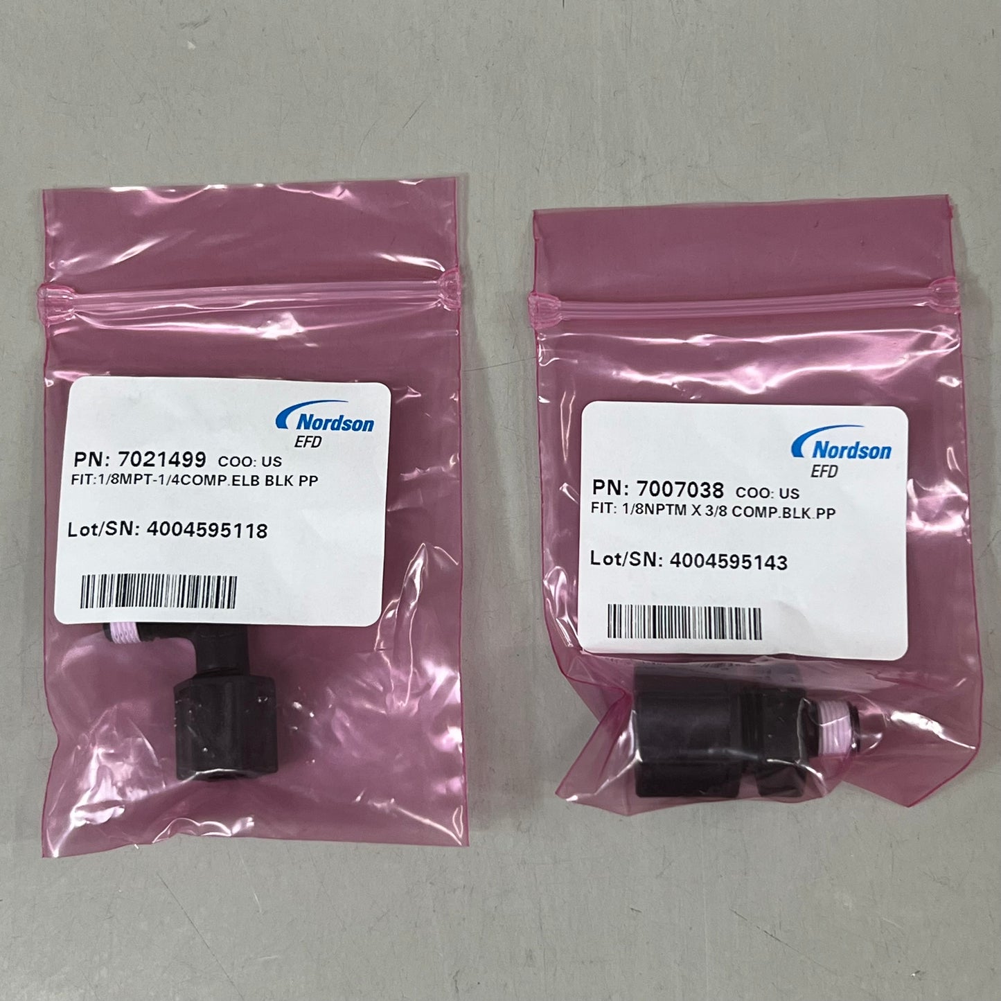 NORDSON 725A Piston Valves With SS Fluid Chamber Silver And Black 7021014