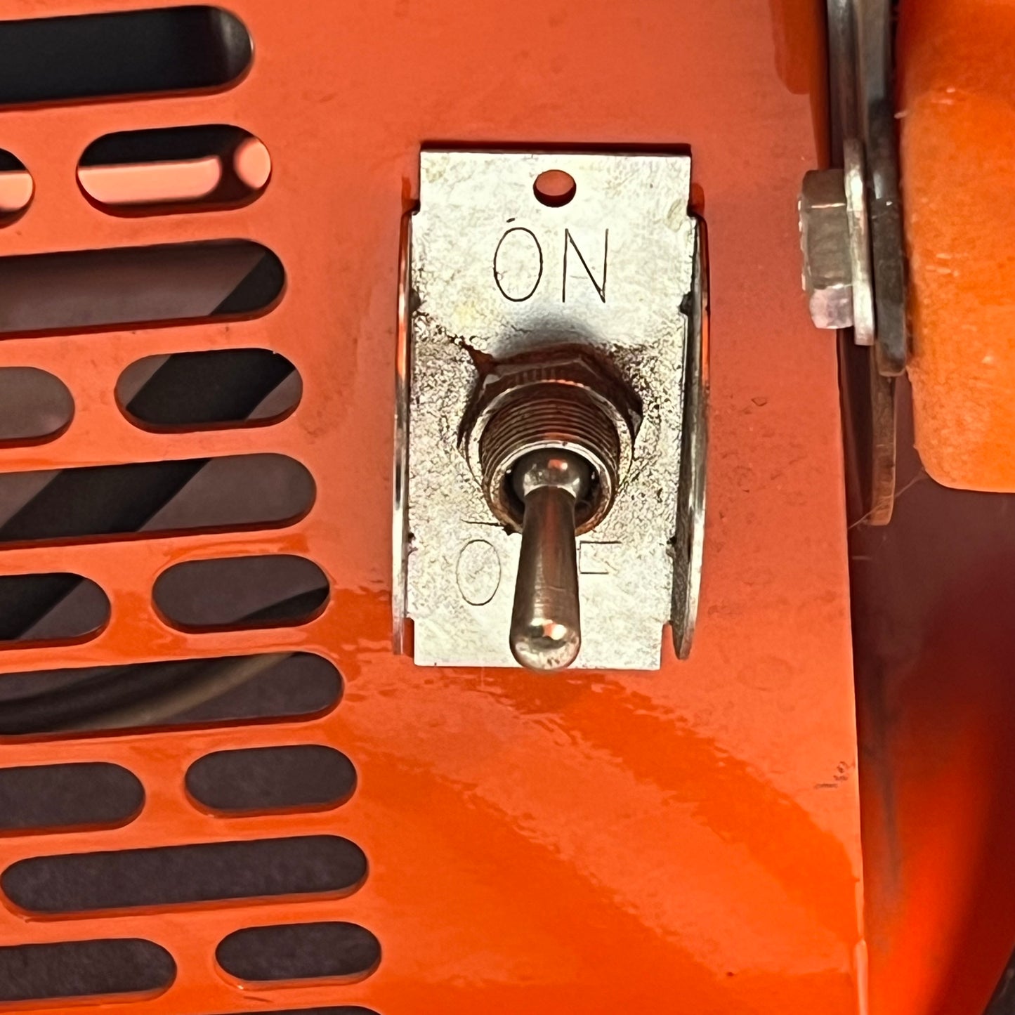 ALLEGRO Centrifugal High Output Blower W/ Attachments Orange 9504-50 (Pre-Owned)